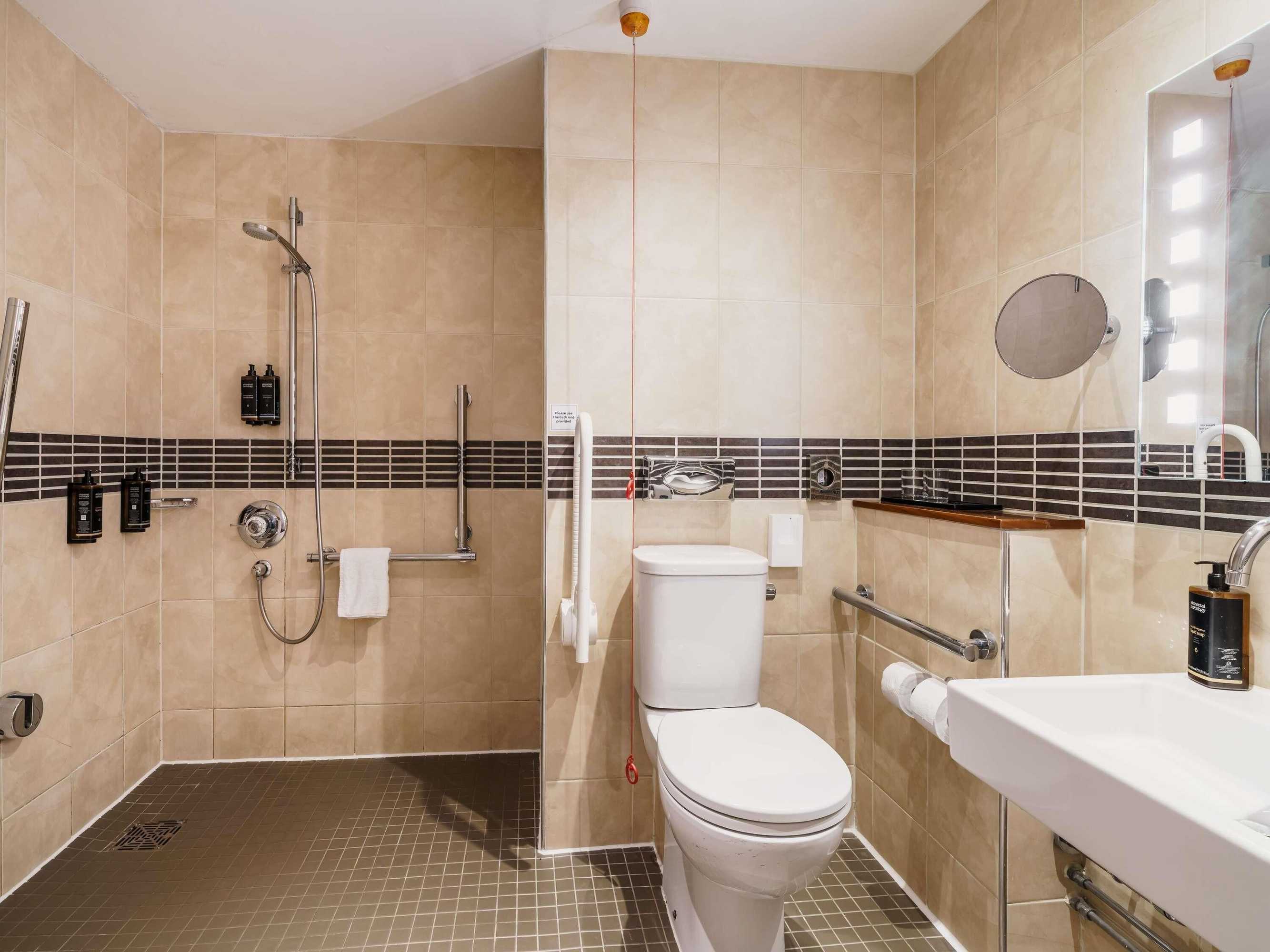 Gift card for Mercure Exeter Southgate Hotel Gift card for Mercure Exeter Southgate Hotel