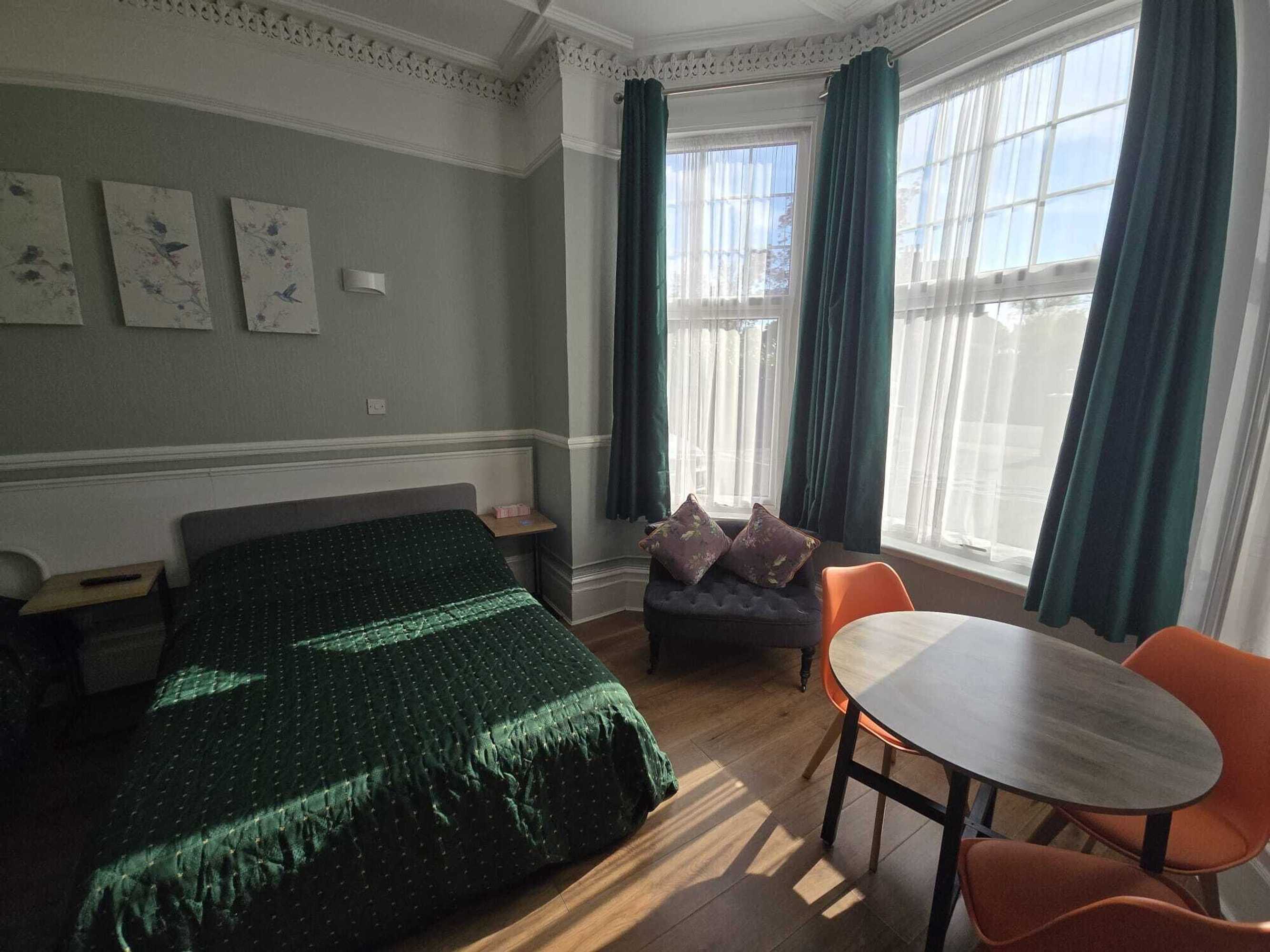 Gift card for Avis Hotel Bromley