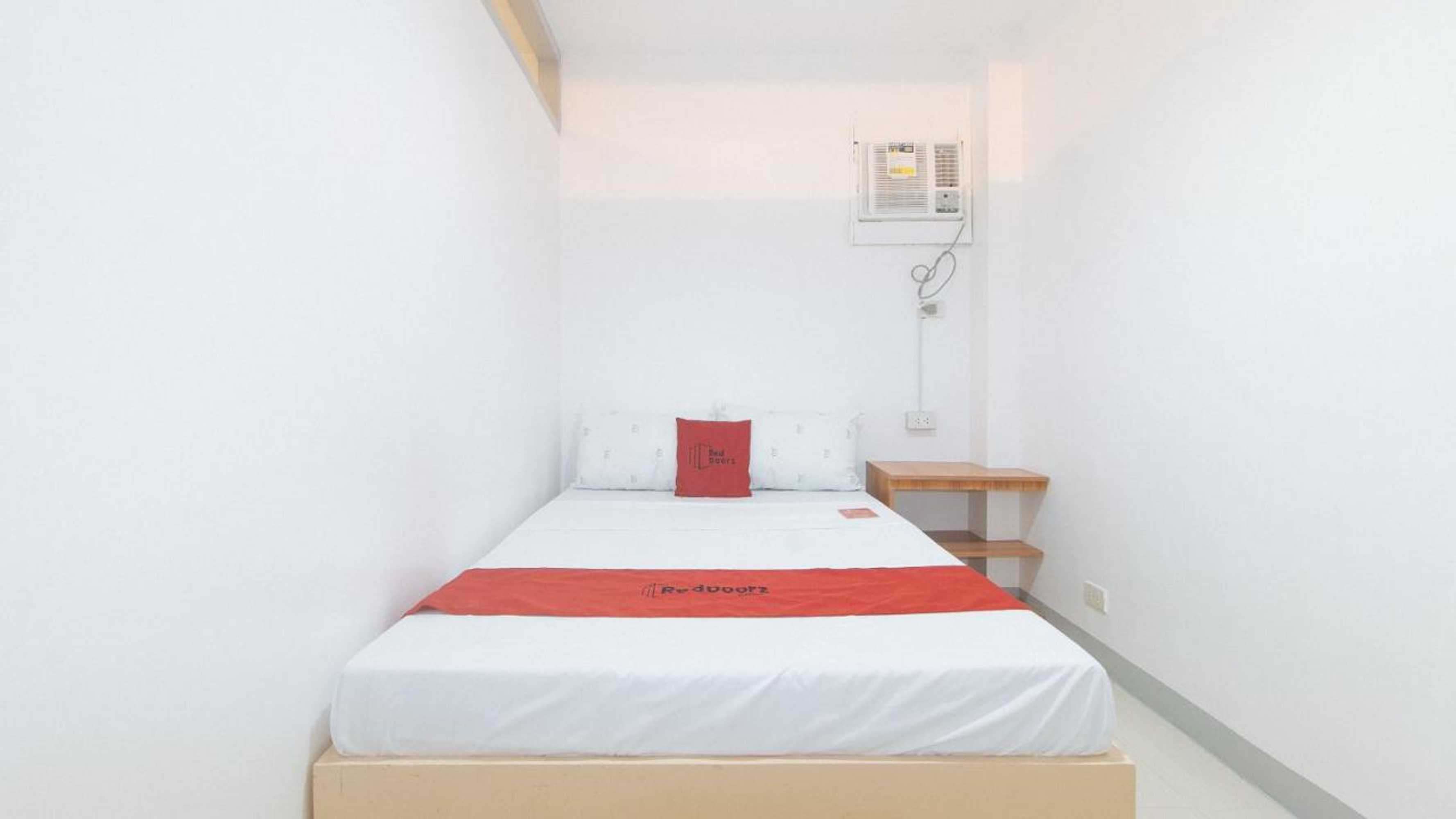 Gift card for Reddoorz at Ebm One Building