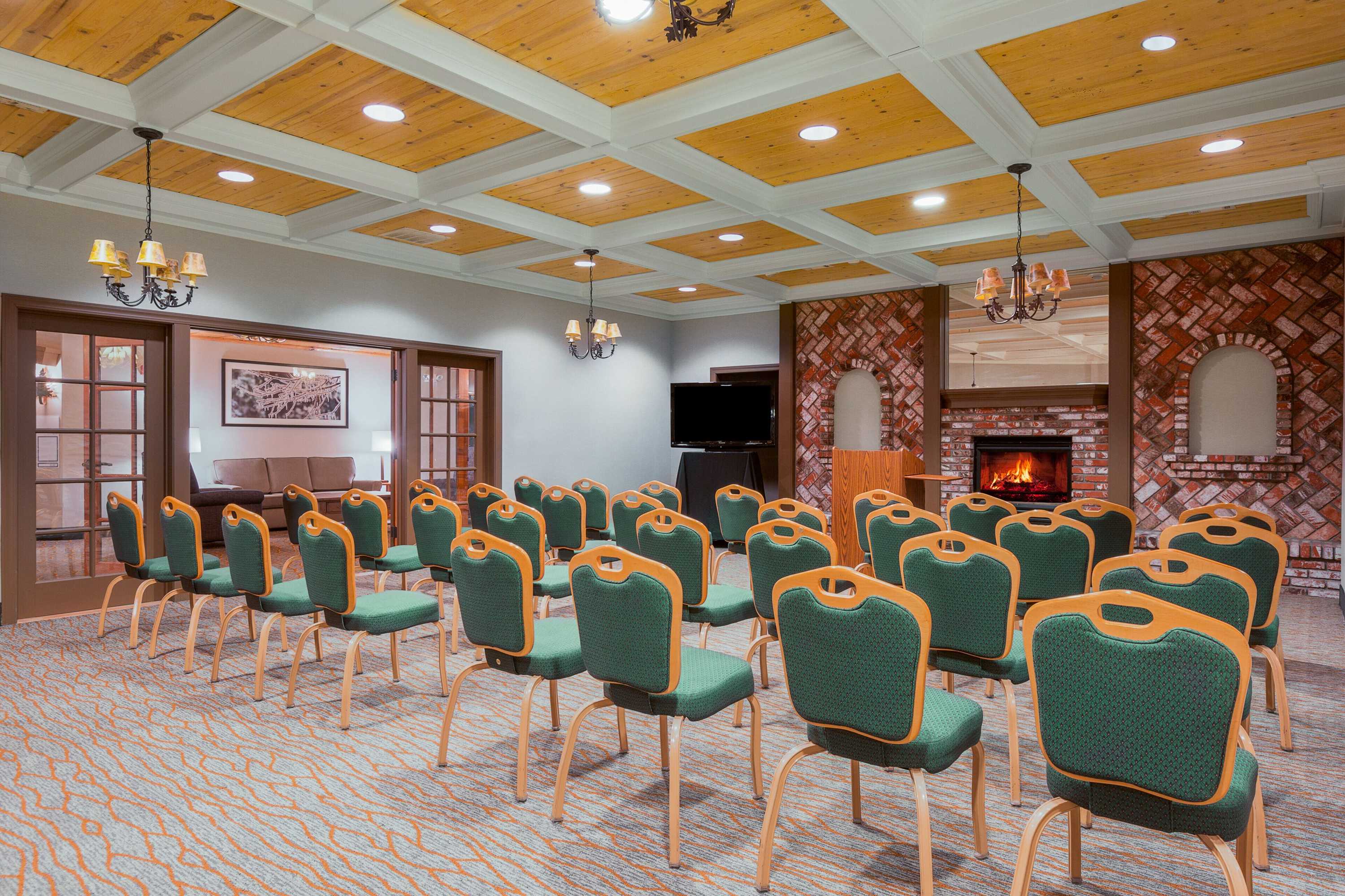 Gift card for Holiday Inn Resort The Lodge At Big Bear Lake by Ihg Gift card for Holiday Inn Resort The Lodge At Big Bear Lake by Ihg