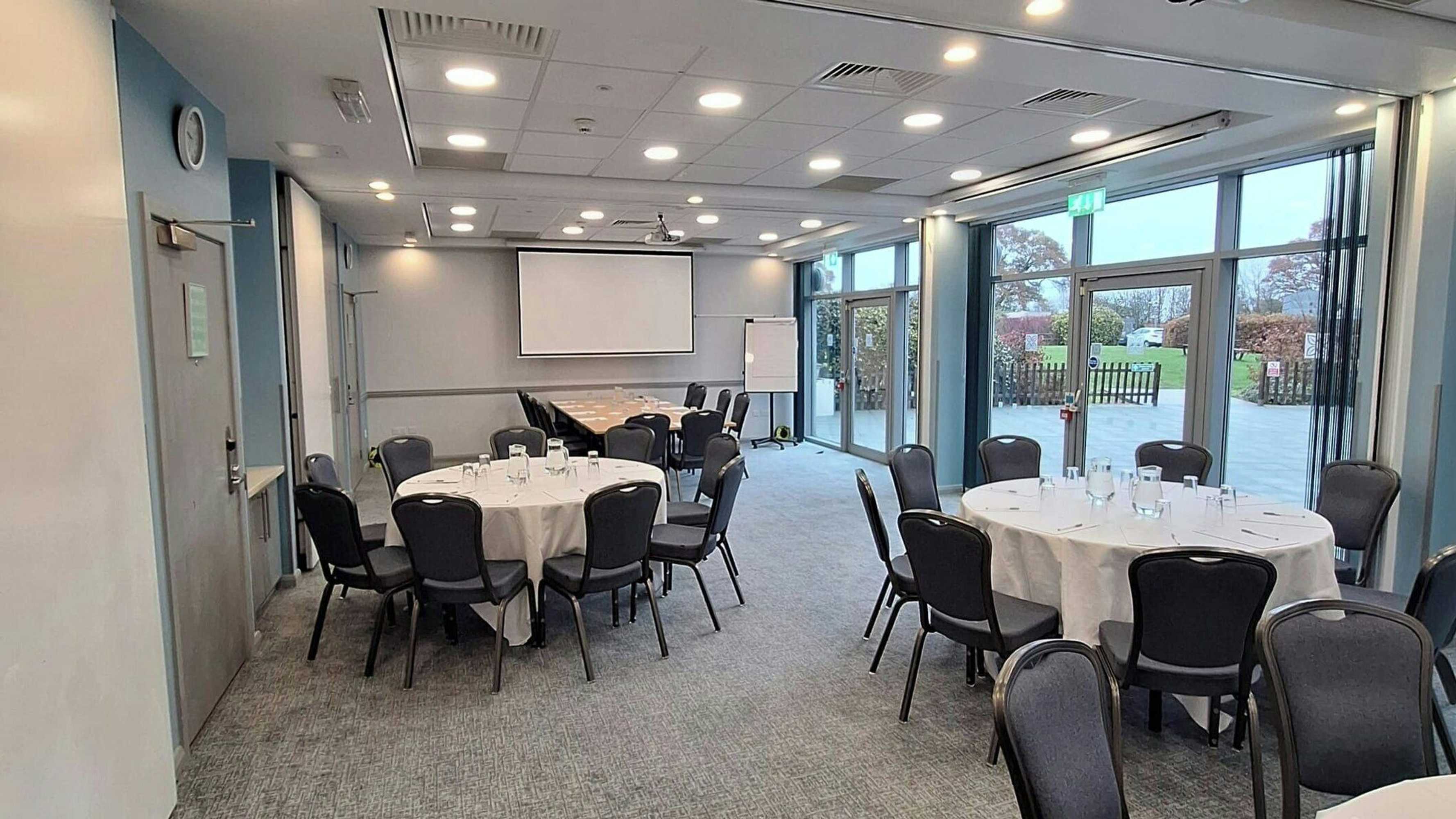Gift card for Holiday Inn London Luton North Gift card for Holiday Inn London Luton North