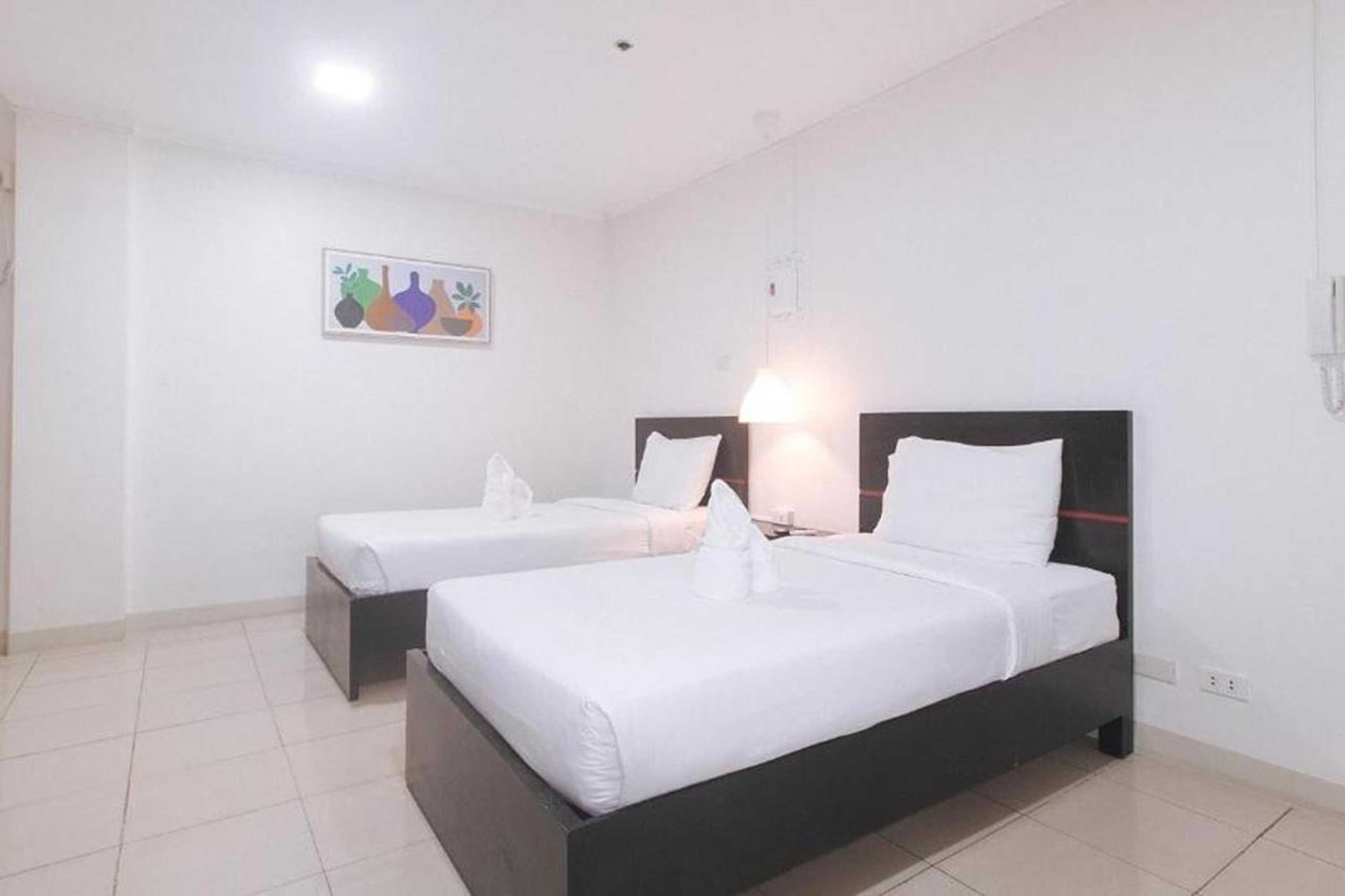 Gift card for Rooms R Us  Evangelista
