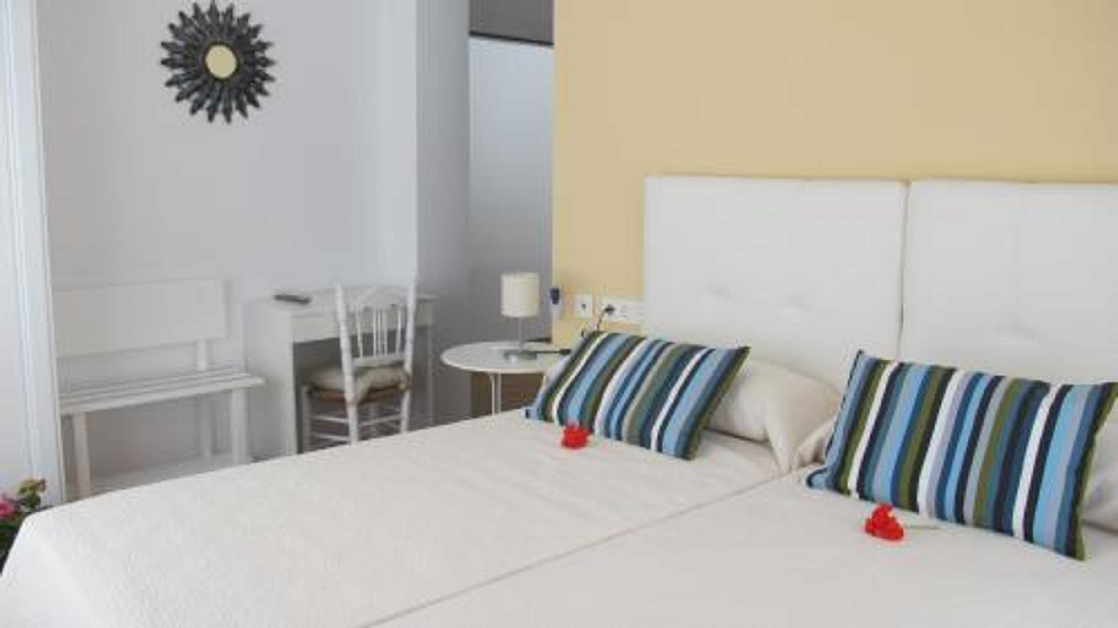 Gift card for Hostal Onteniente Gift card for Hostal Onteniente