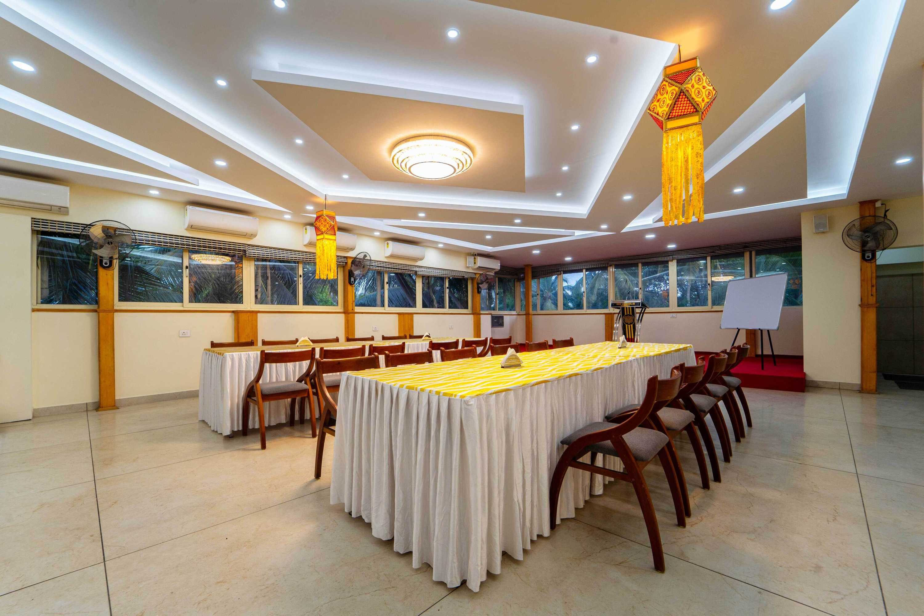 Gift card for Treebo Sree Varshavilas Regency, 500 Mtrs From Guruvayoor Temple