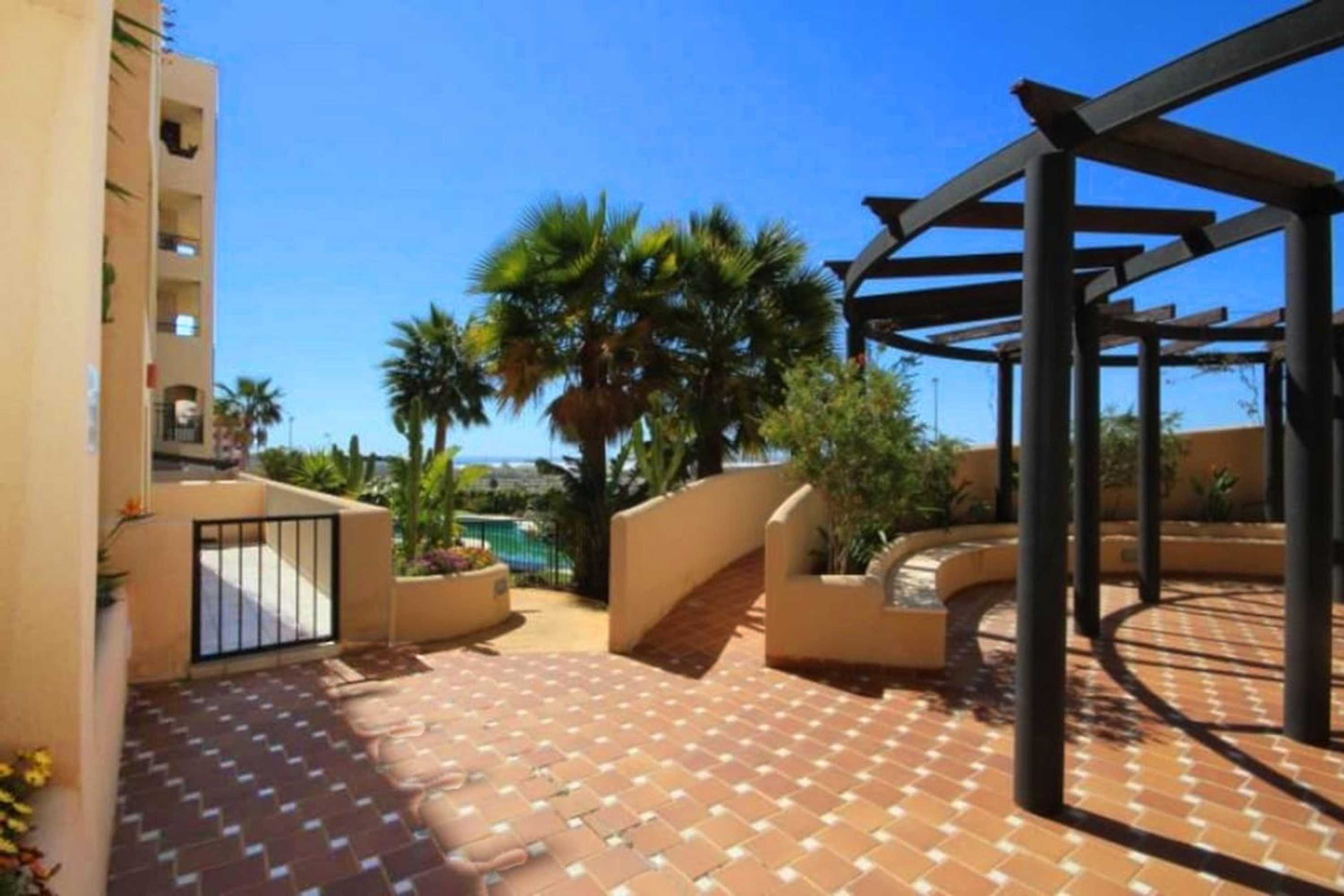 Gift card for Albardi 3ºa - Magnífico Apartamento en Aguadulce Gift card for Albardi 3ºa - Magnífico Apartamento en Aguadulce