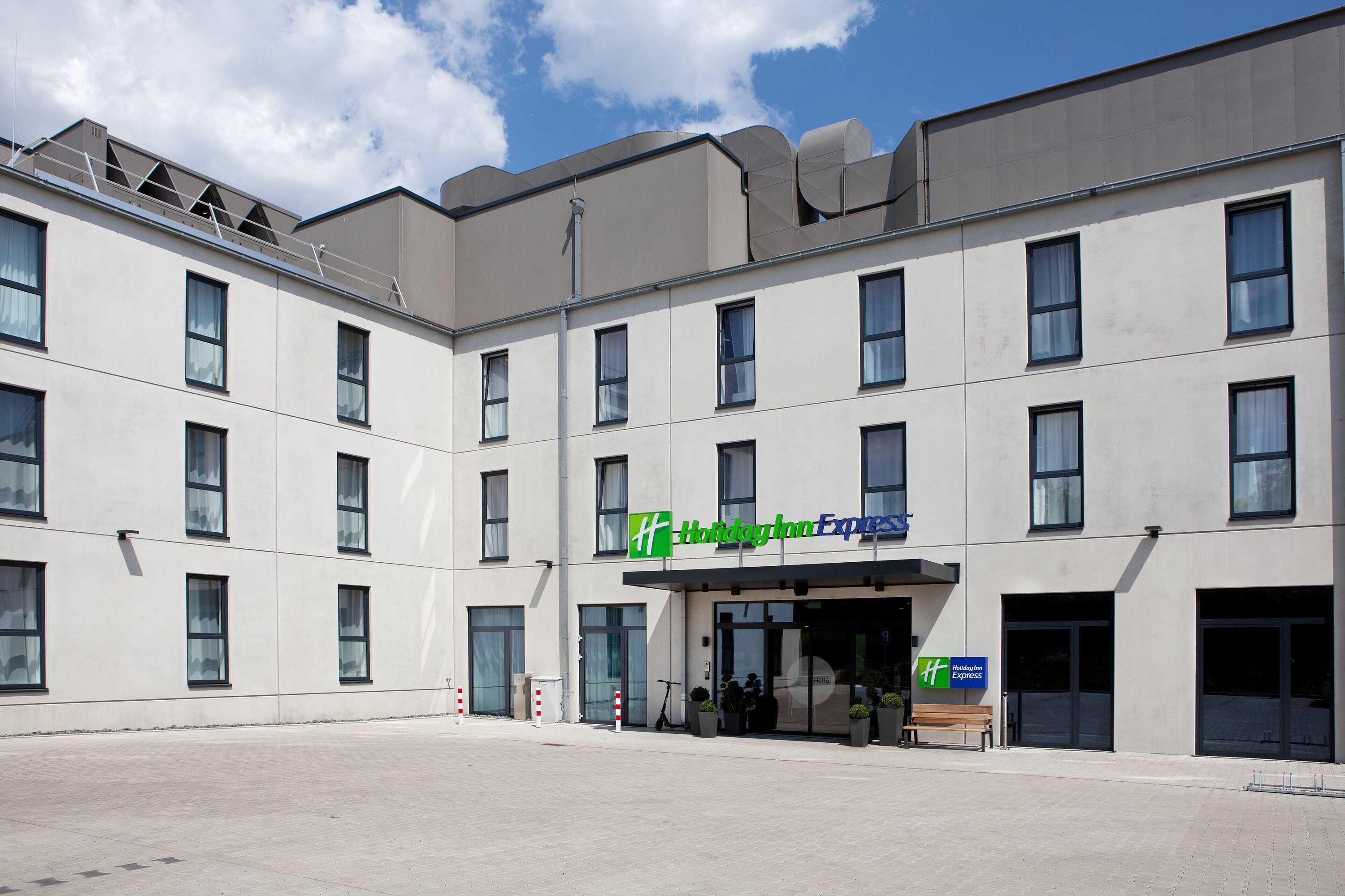 Gift card for Holiday Inn Express Remscheid by Ihg Gift card for Holiday Inn Express Remscheid by Ihg