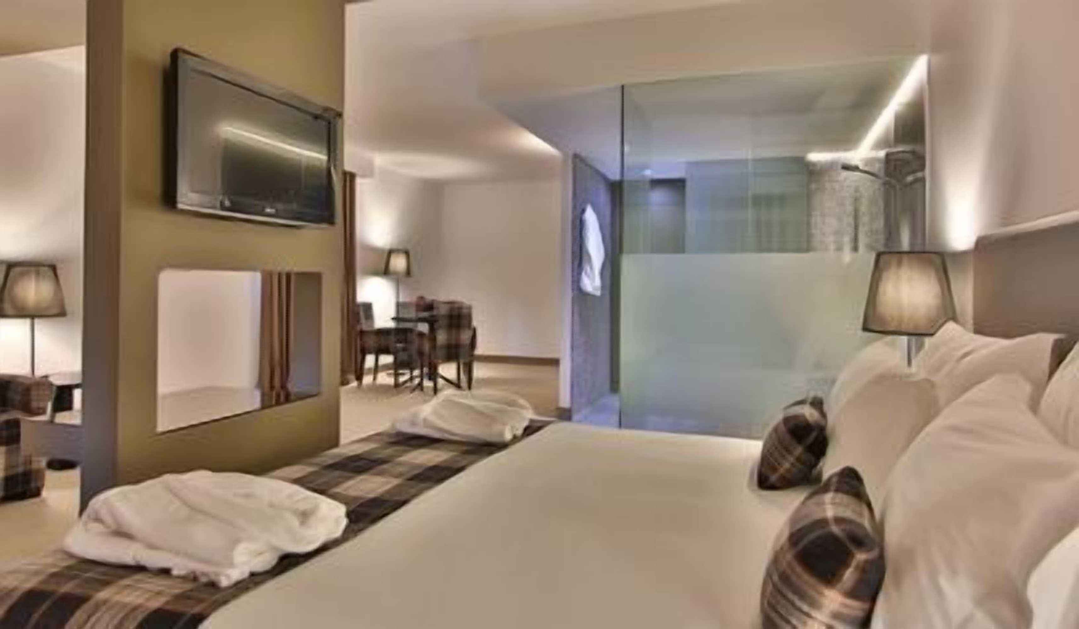 Gift card for Delfim Douro Hotel Gift card for Delfim Douro Hotel