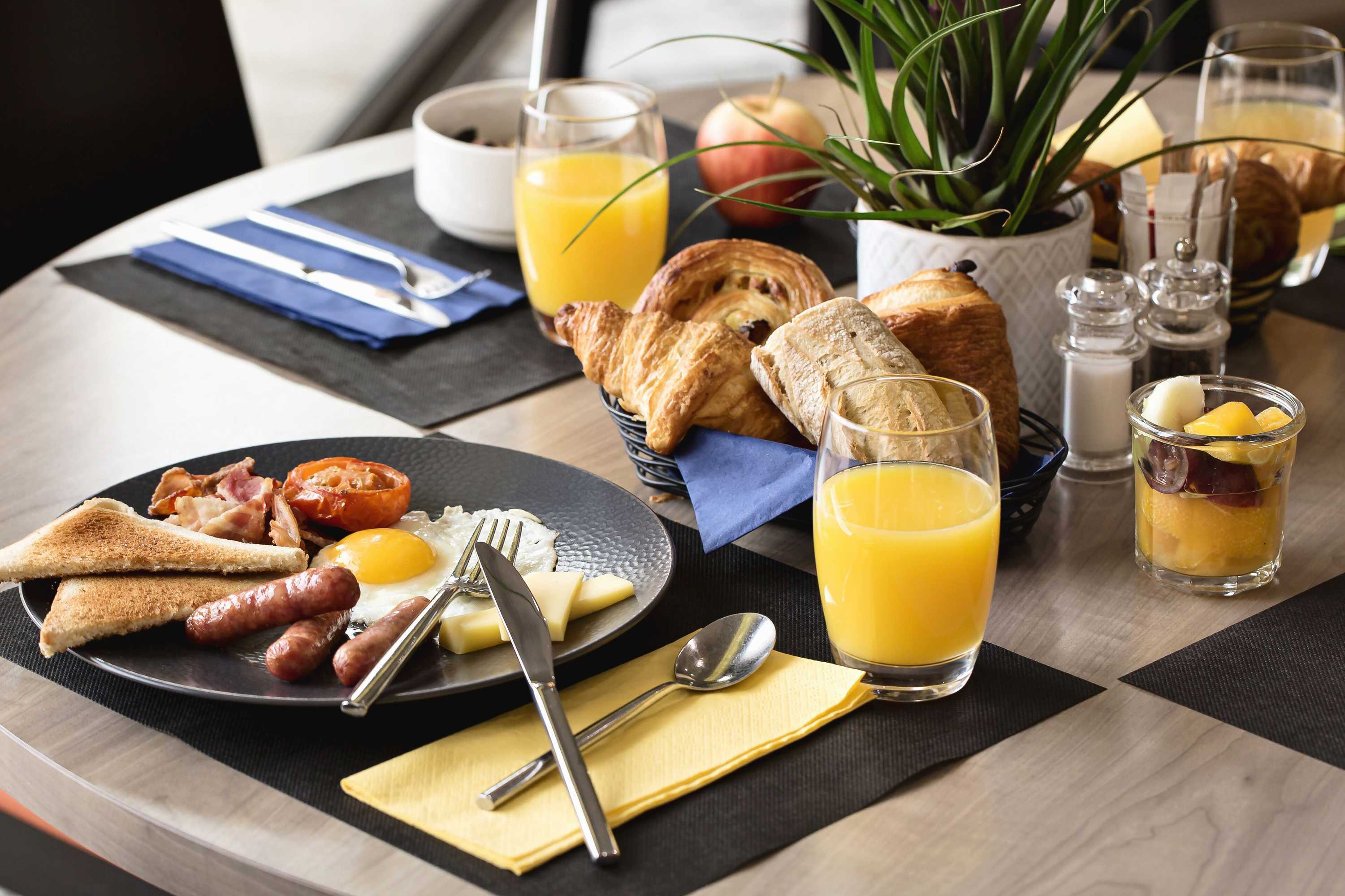 Gift card for Holiday Inn Express Marseille Airport by Ihg Gift card for Holiday Inn Express Marseille Airport by Ihg
