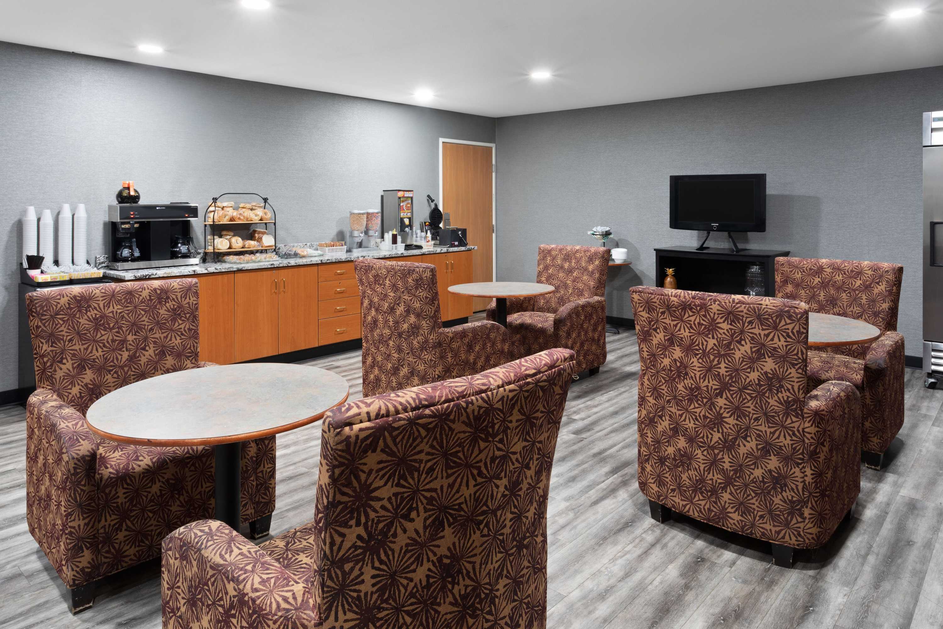 Gift card for Americas Best Value Inn & Suites Racine Gift card for Americas Best Value Inn & Suites Racine