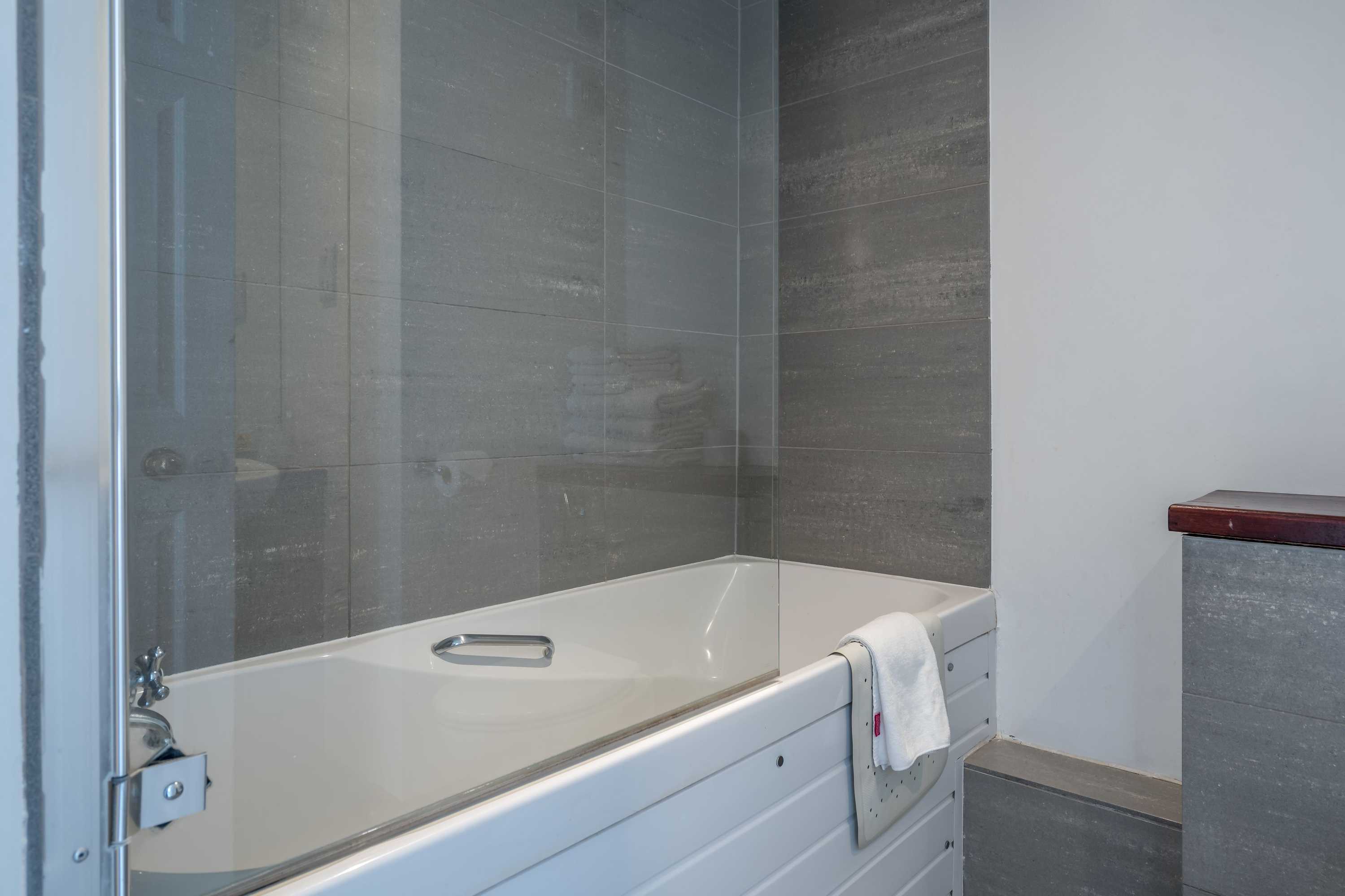 Gift card for Queens Hotel