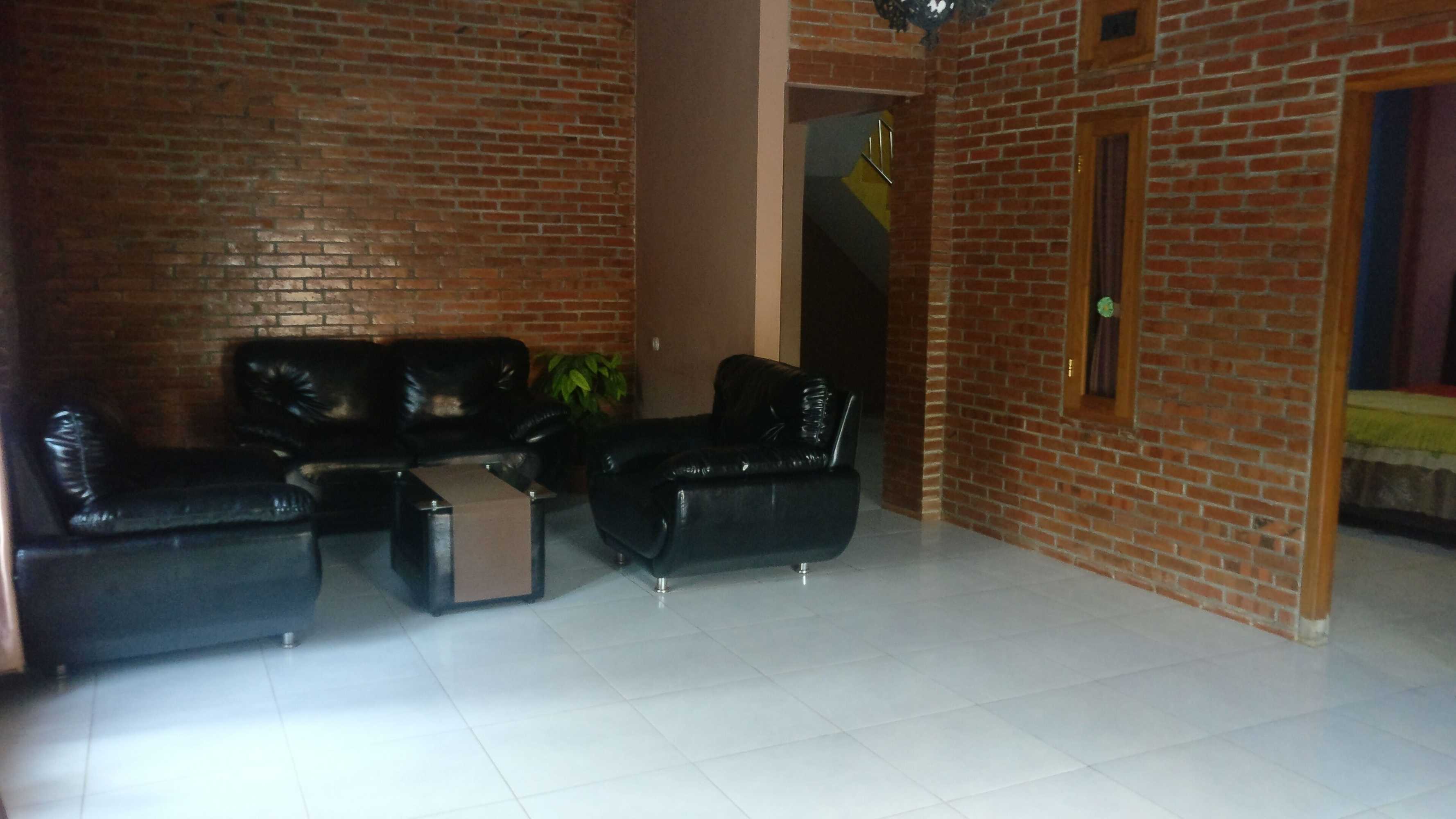 Gift card for Jogo Segoro Homestay Redpartner Near Pantai Sundak Gunungkidul Gift card for Jogo Segoro Homestay Redpartner Near Pantai Sundak Gunungkidul