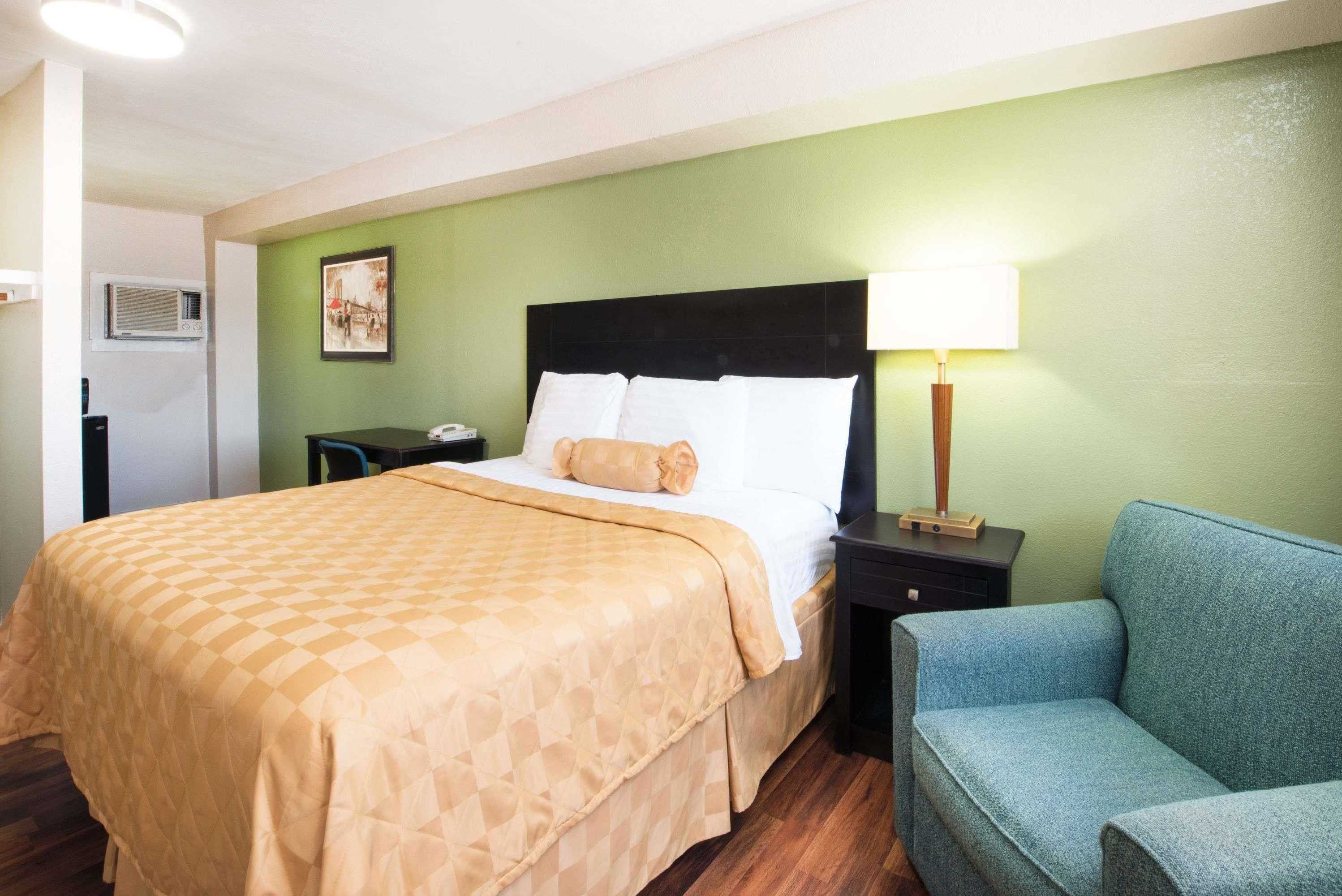 Gift card for Executive Inn & Kitchenette Suites Gift card for Executive Inn & Kitchenette Suites