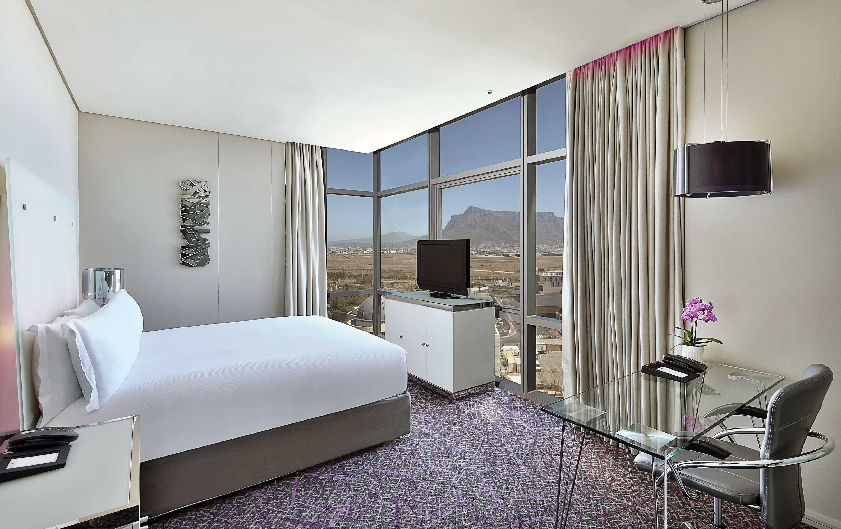 Gift card for Cape Town Marriott Hotel Crystal Towers Gift card for Cape Town Marriott Hotel Crystal Towers
