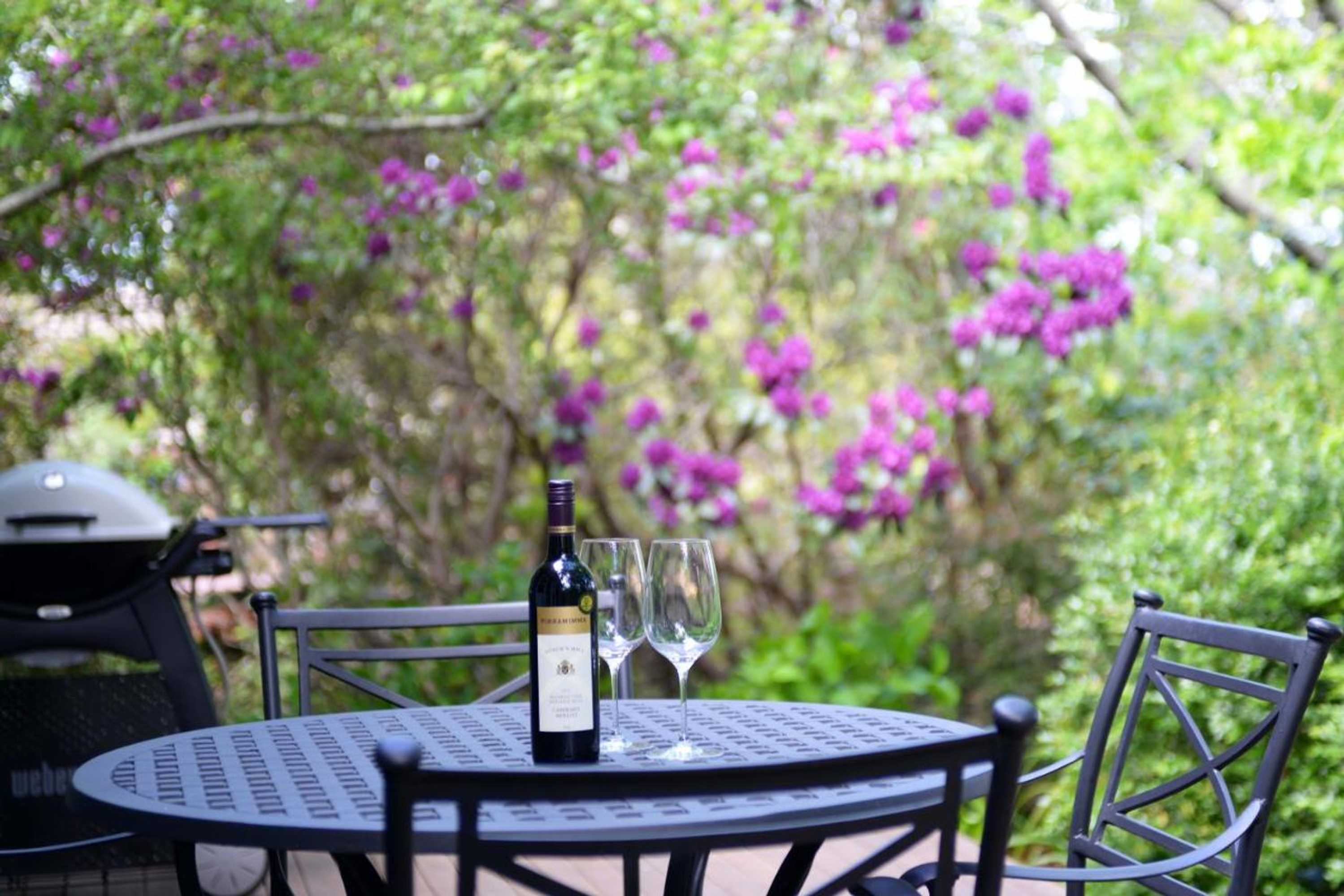 Gift card for Poets Cottage Fireplace Spa Bath Scenic Treks Pet Friendly