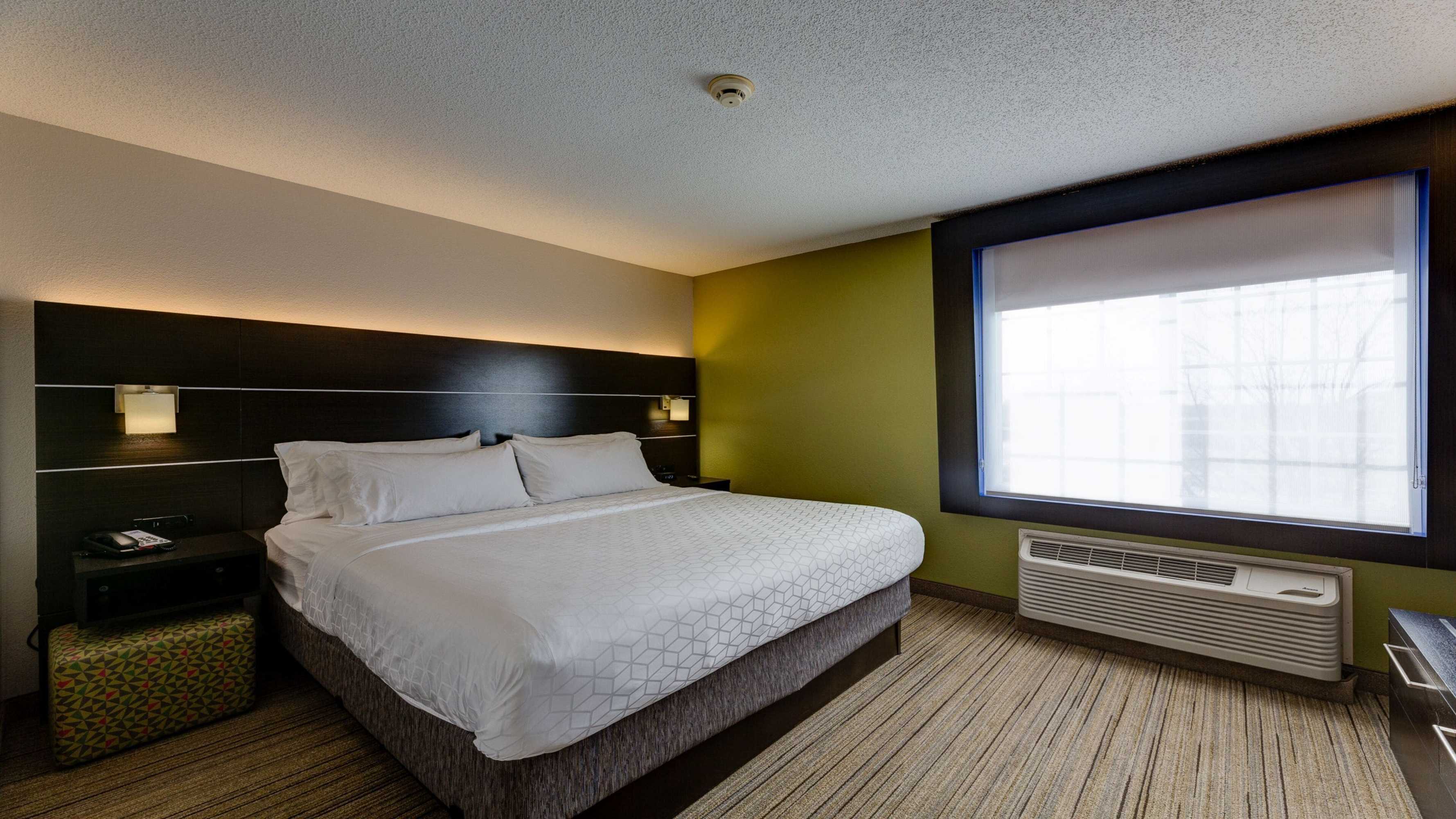 Gift card for Holiday Inn Express Hotel & Suites Ashtabula-Geneva by Ihg Gift card for Holiday Inn Express Hotel & Suites Ashtabula-Geneva by Ihg
