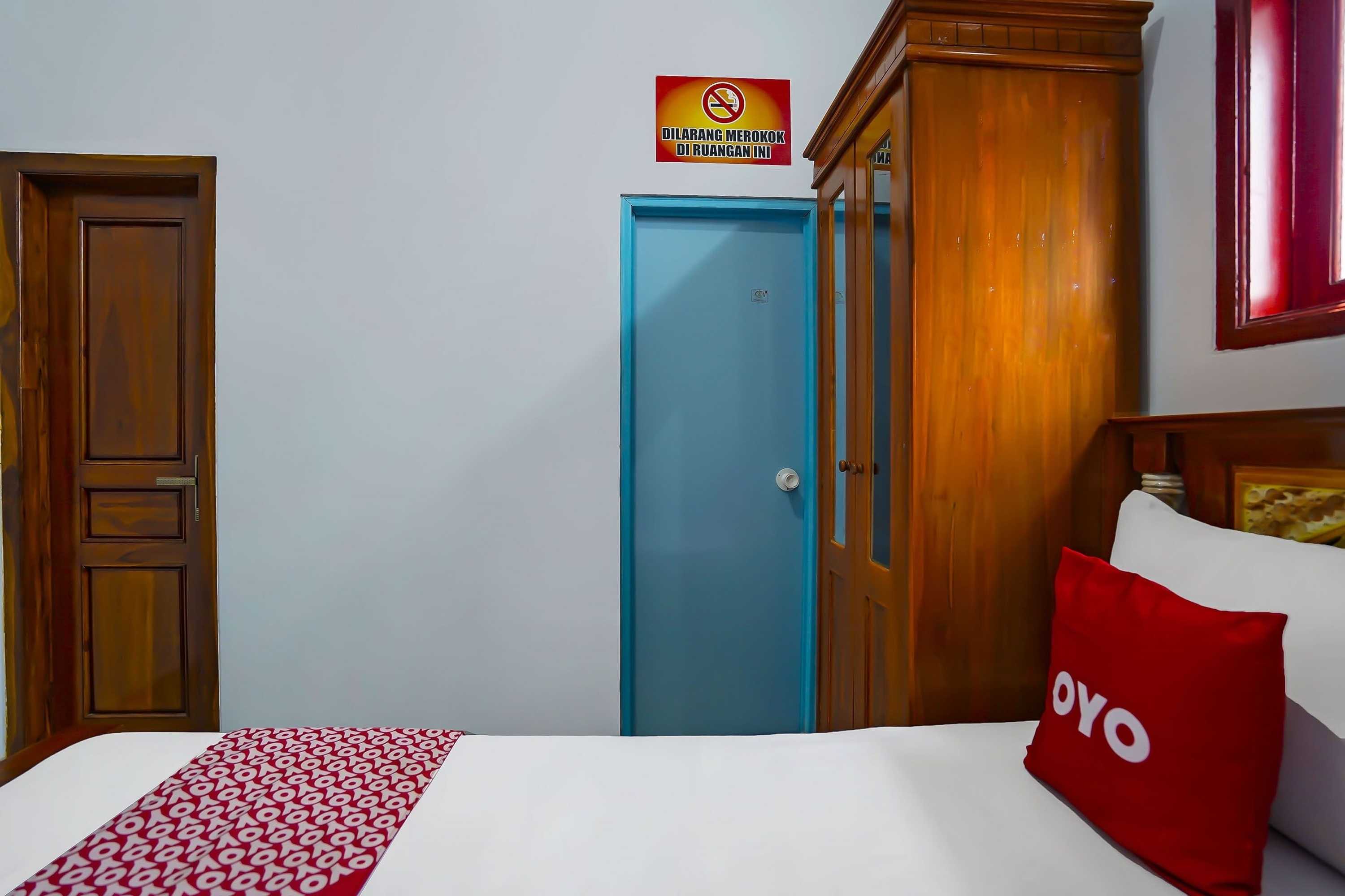 Gift card for Oyo 92416 Salsabila Homestay Gift card for Oyo 92416 Salsabila Homestay
