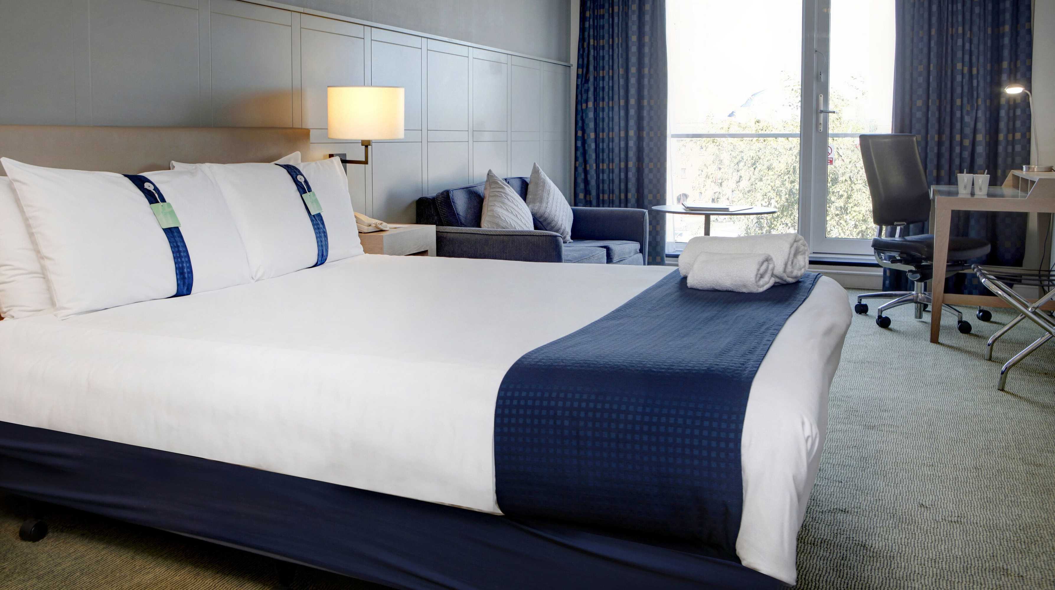 Gift card for Holiday Inn Hull Marina by Ihg Gift card for Holiday Inn Hull Marina by Ihg