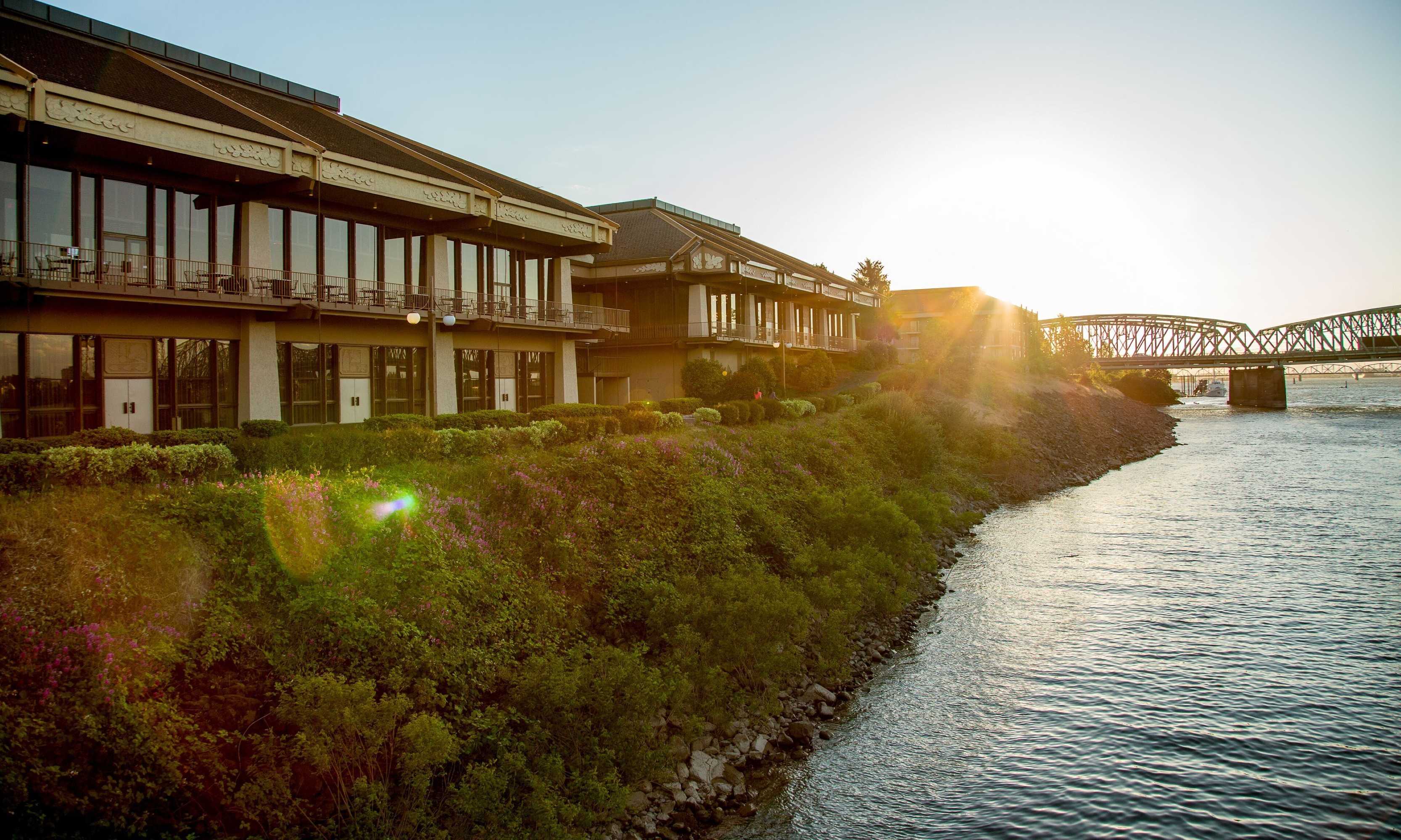 Gift card for Holiday Inn Portland - Columbia Riverfront by Ihg Gift card for Holiday Inn Portland - Columbia Riverfront by Ihg