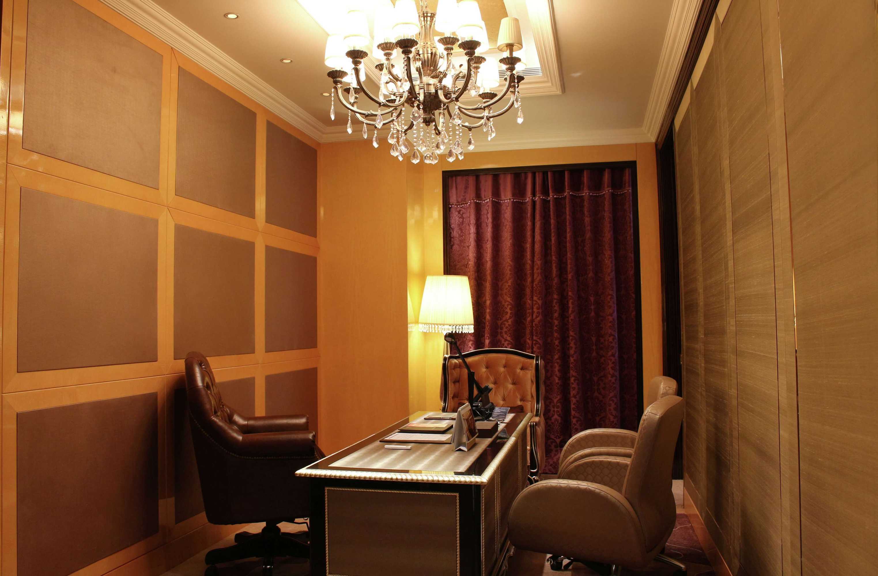 Gift card for Hilton Zhengzhou Gift card for Hilton Zhengzhou