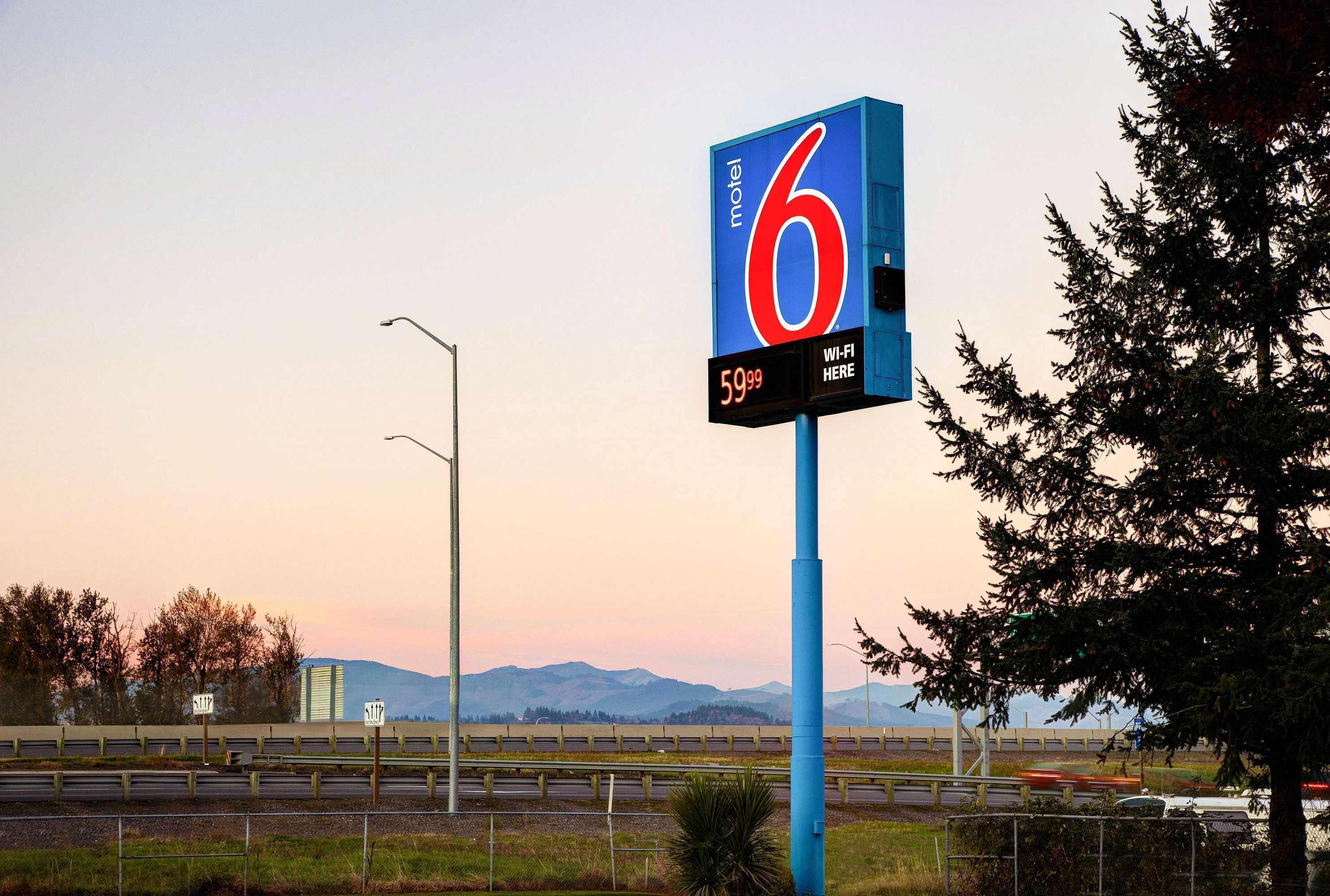 Gift card for Motel 6 Troutdale, OR - Portland East