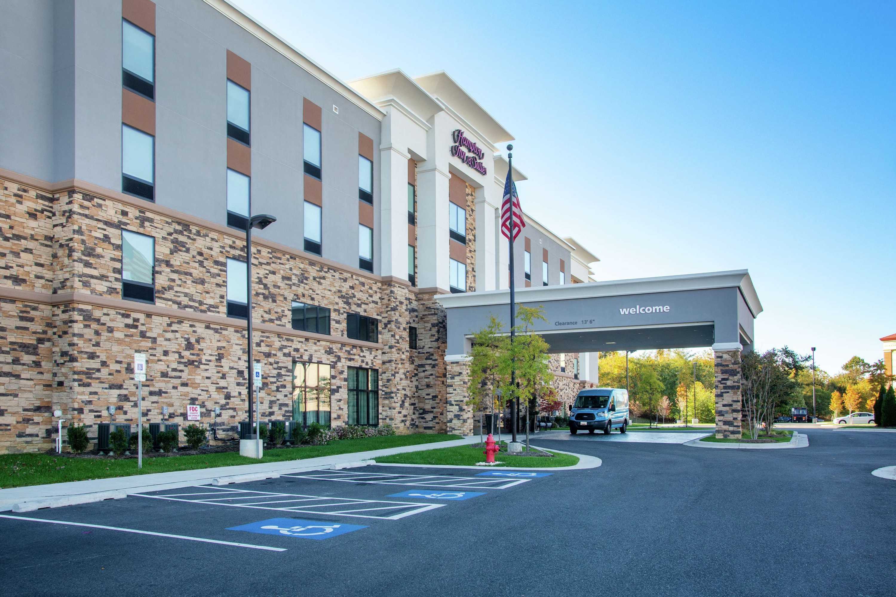 Gift card for Hampton Inn & Suites Glenarden/washington DC Gift card for Hampton Inn & Suites Glenarden/washington DC