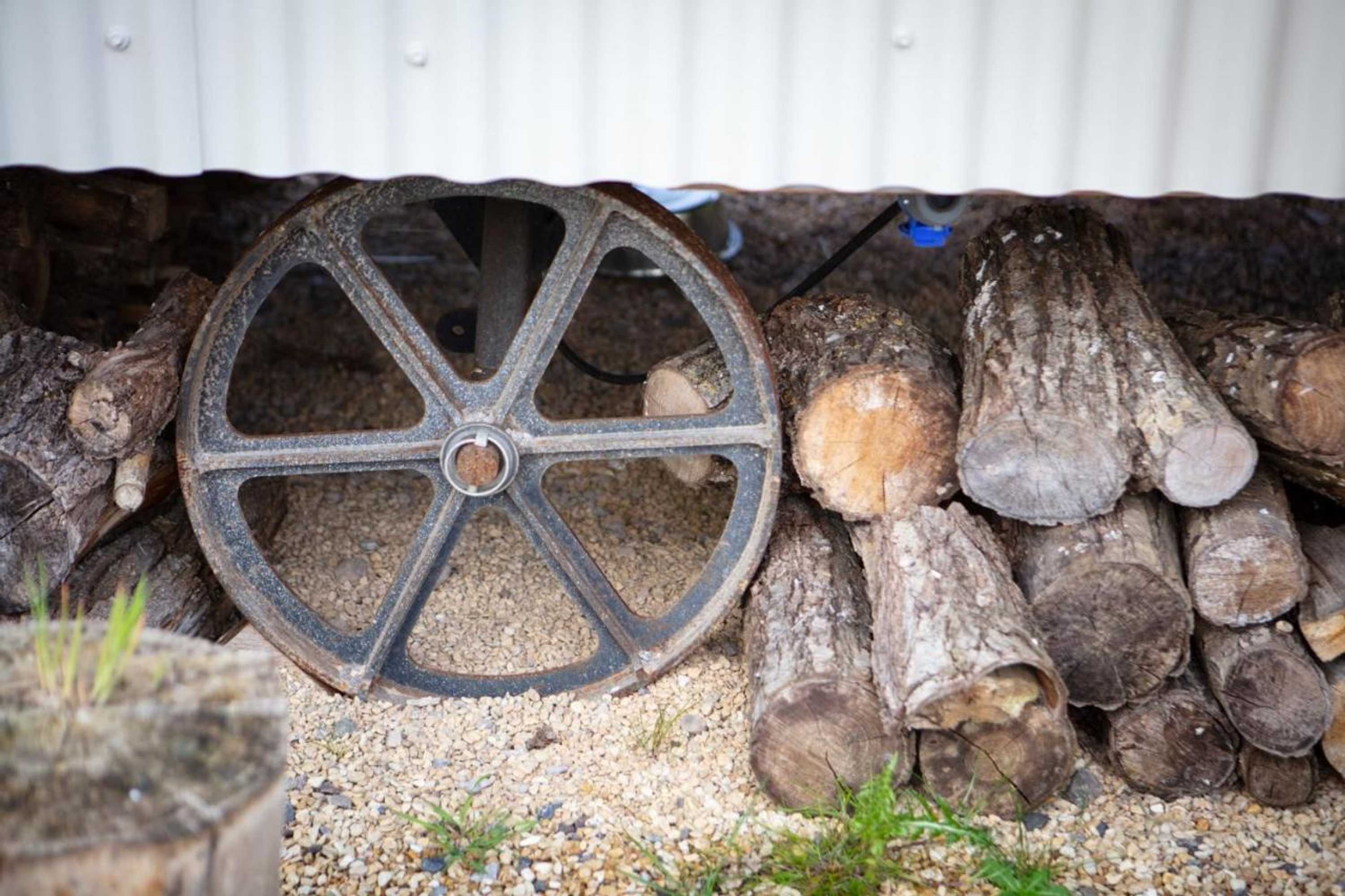 Gift card for Romantic Secluded Shepherd Hut Hares Rest