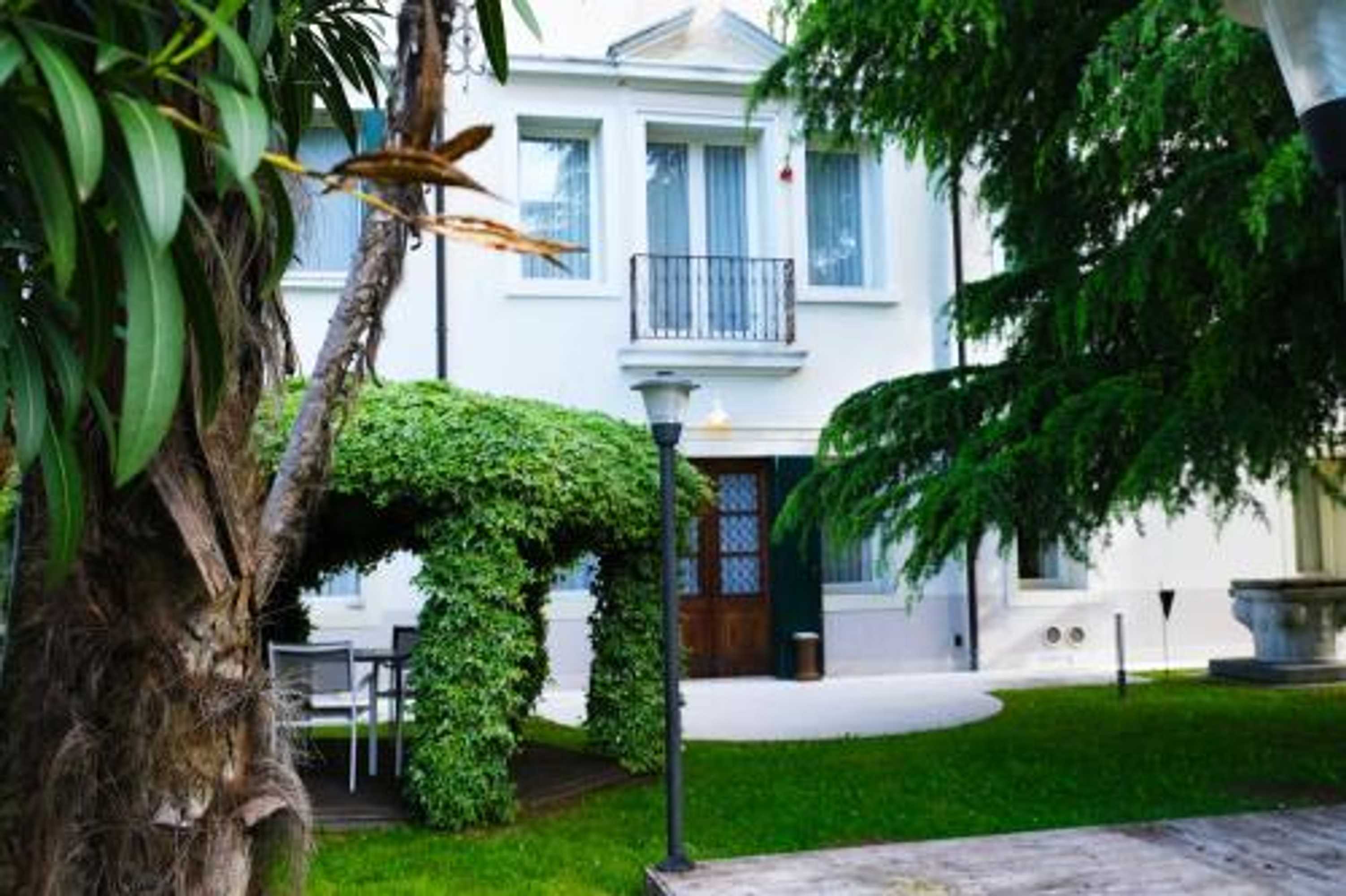 Gift card for Villa Ca' Damiani Rooms & Apartments Gift card for Villa Ca' Damiani Rooms & Apartments