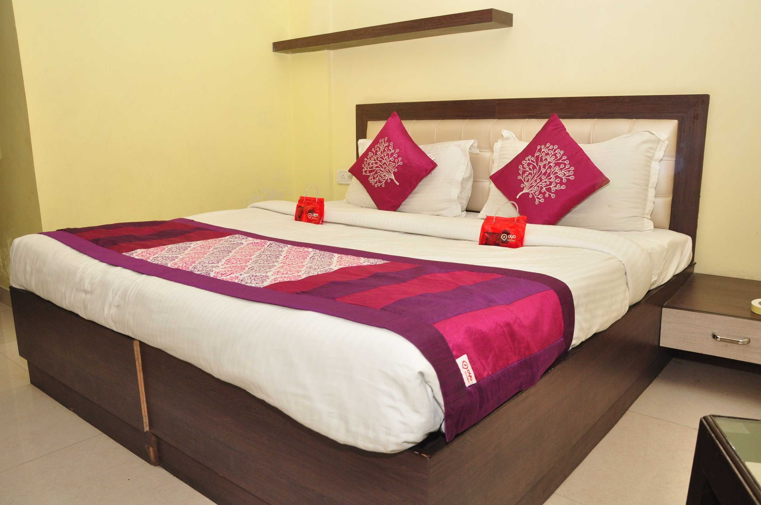 Gift card for Oyo 1673 Hotel MM Yellowuds Gift card for Oyo 1673 Hotel MM Yellowuds
