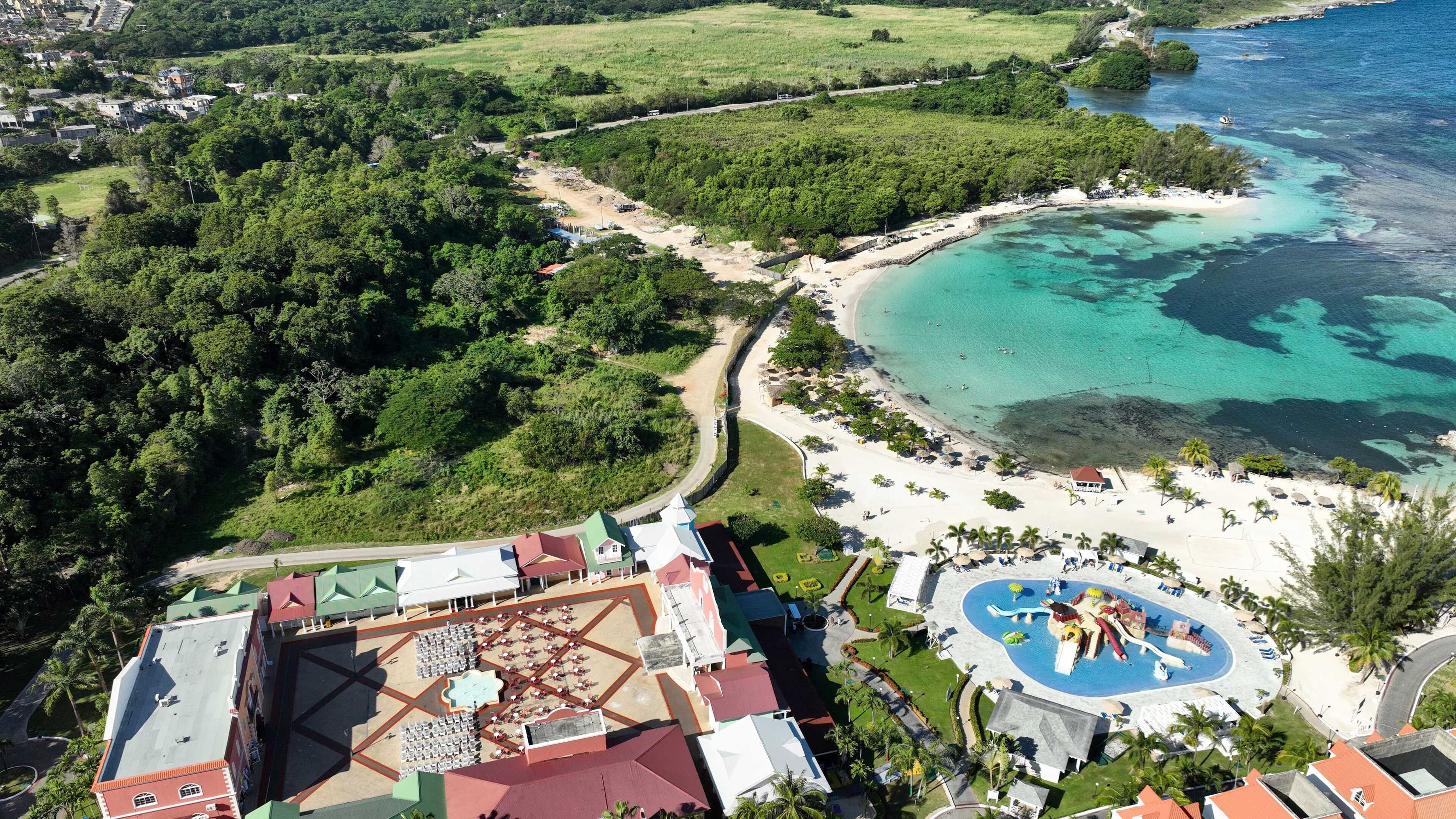 Gift card for Bahia Principe Luxury Runaway Bay - Adults Only - All Inclusive Gift card for Bahia Principe Luxury Runaway Bay - Adults Only - All Inclusive