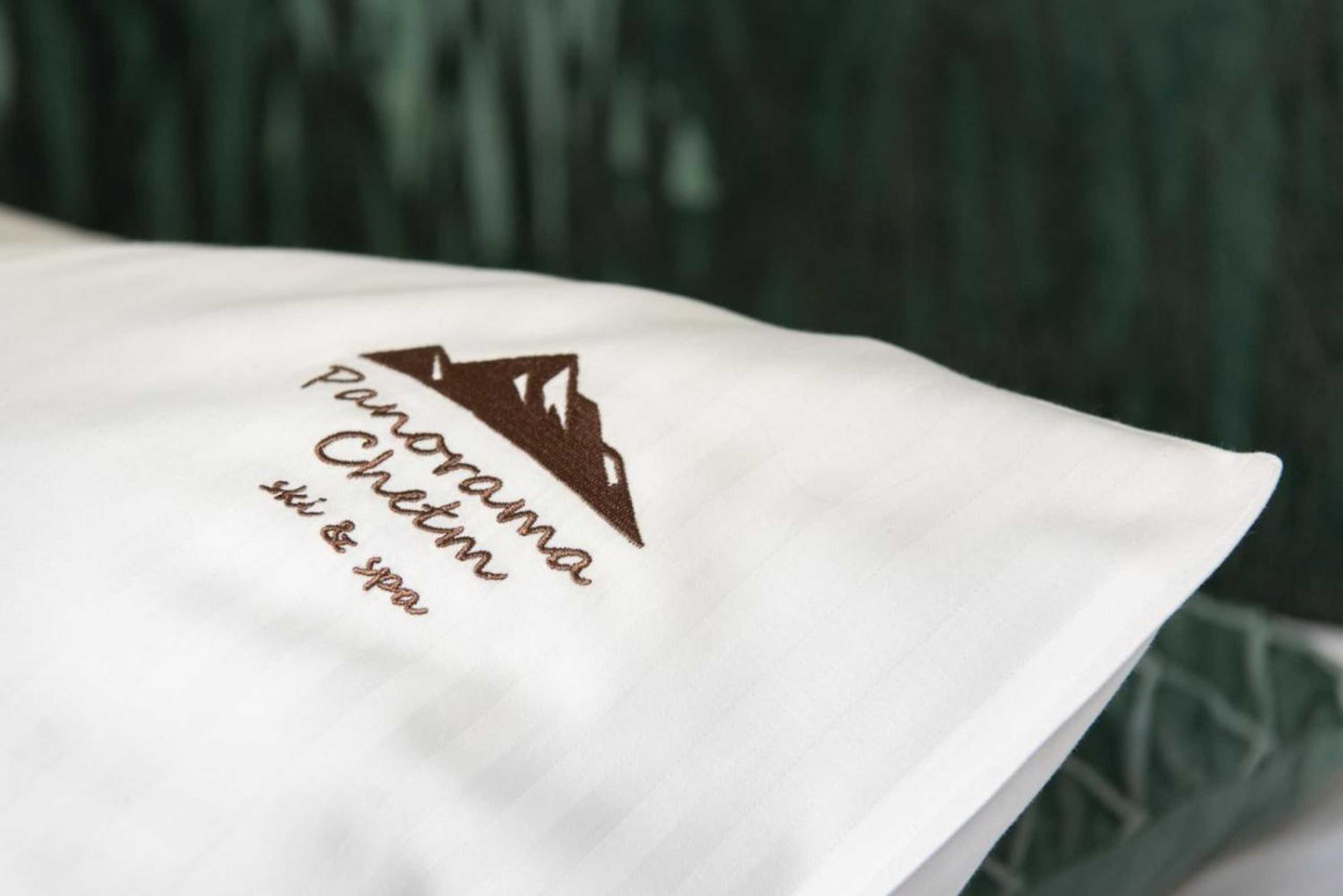 Gift card for Domek w Górach - Prywatne Jacuzzi, Sauna, Grota Solna - Panorama CheŁm Ski&spa Gift card for Domek w Górach - Prywatne Jacuzzi, Sauna, Grota Solna - Panorama CheŁm Ski&spa