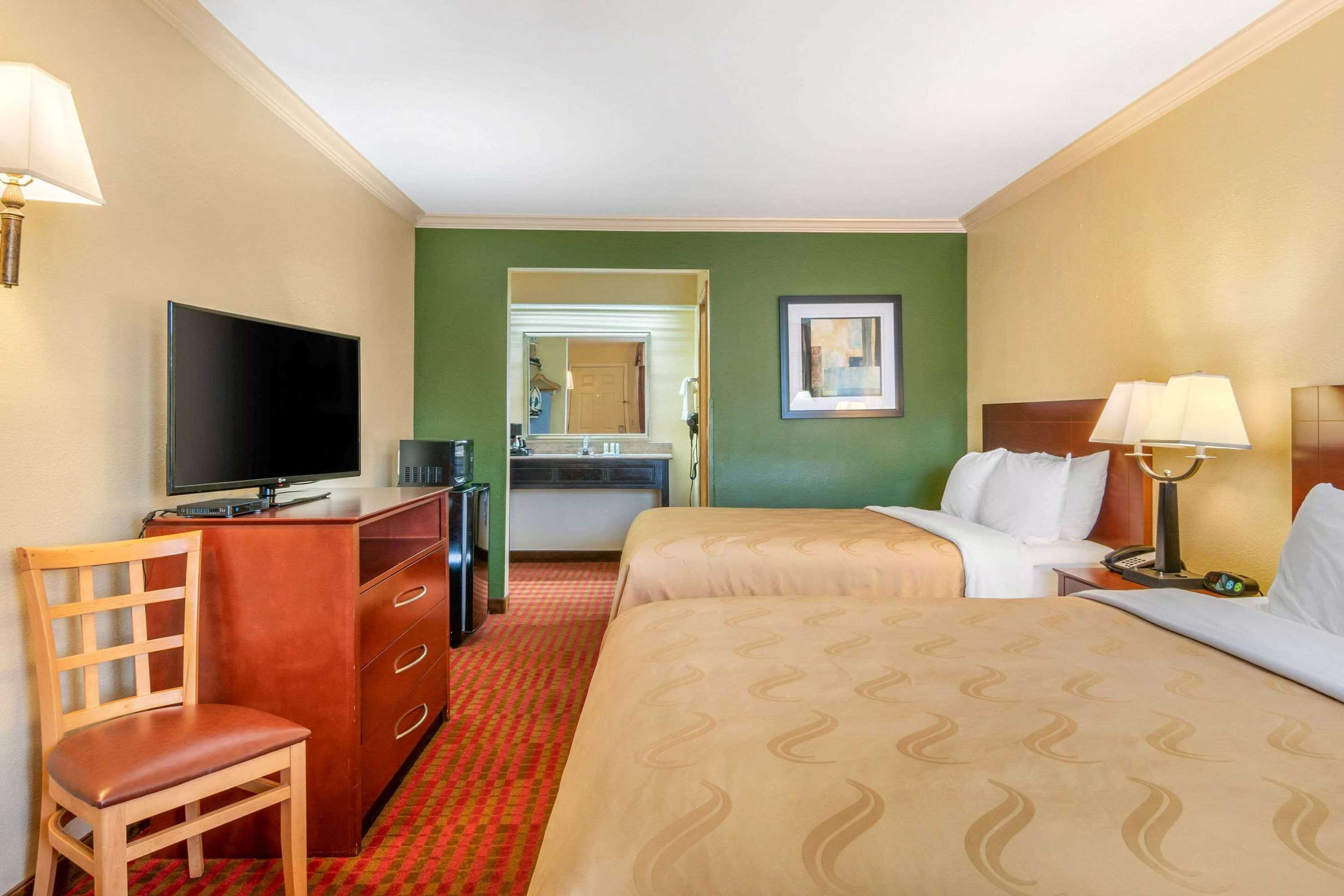 Gift card for Quality Inn Klamath Falls - Crater Lake Gateway Gift card for Quality Inn Klamath Falls - Crater Lake Gateway