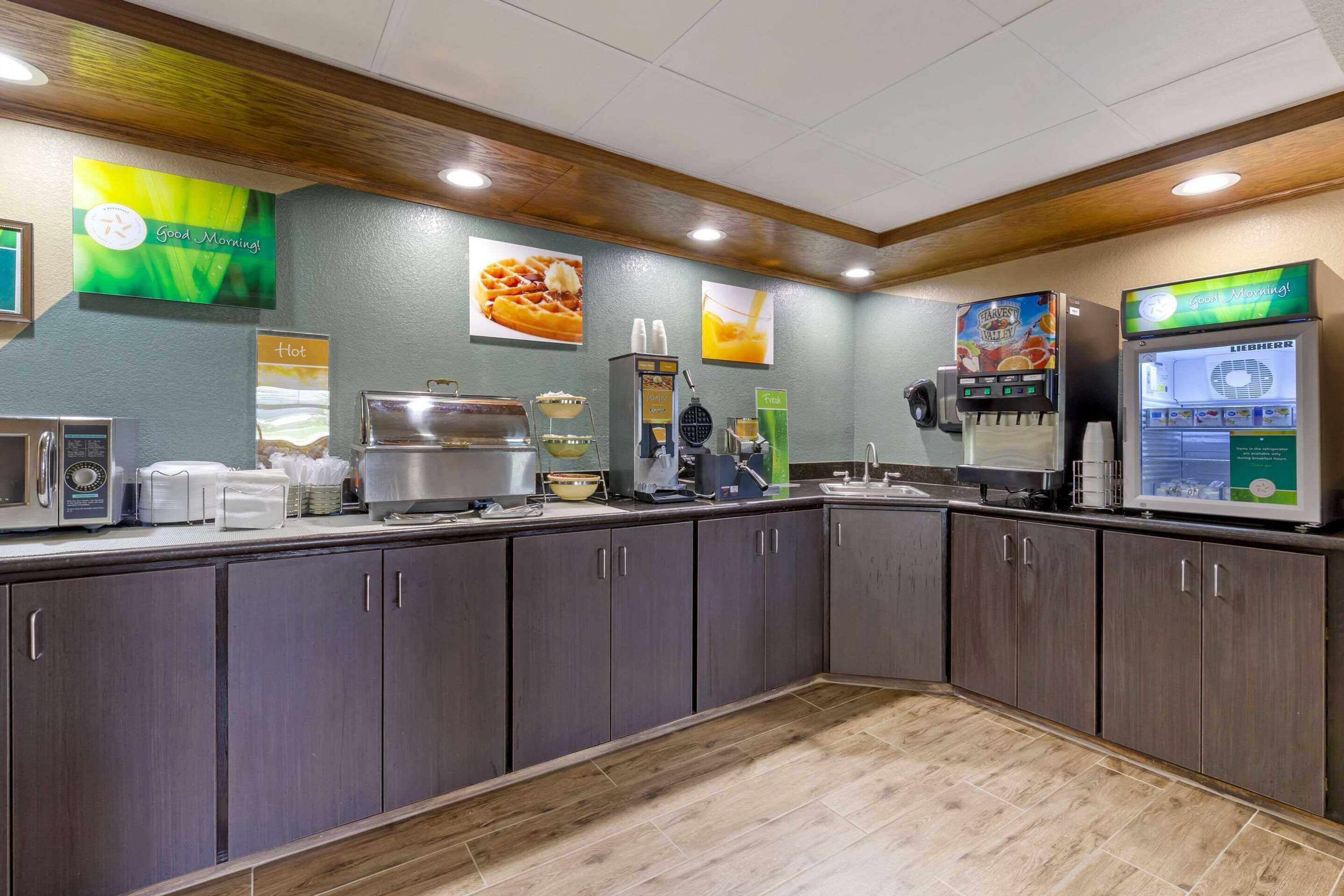 Gift card for Quality Inn Oshkosh Aviation Park