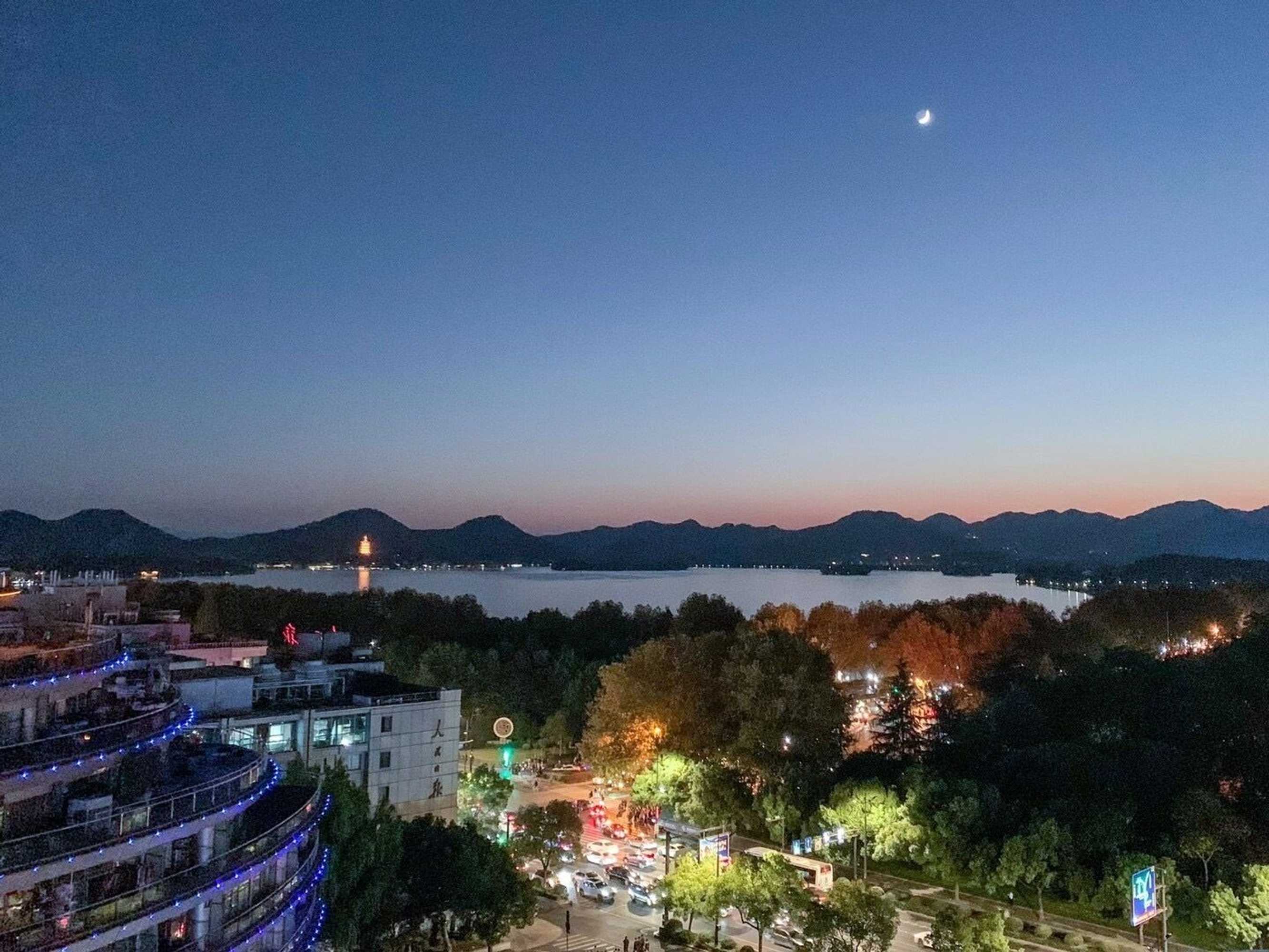 Gift card for Wyndham Grand Plaza Royale Hangzhou Gift card for Wyndham Grand Plaza Royale Hangzhou