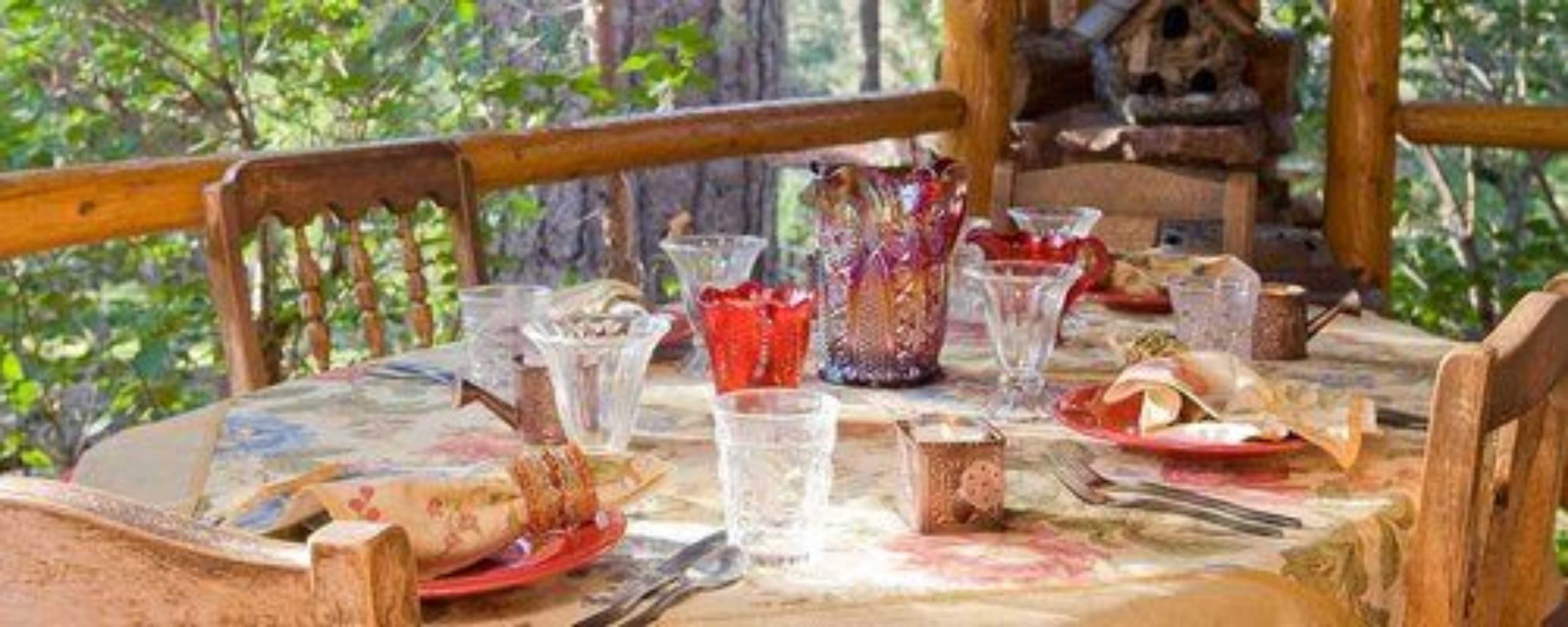 Gift card for Gold Mountain Manor Bed And Breakfast Gift card for Gold Mountain Manor Bed And Breakfast