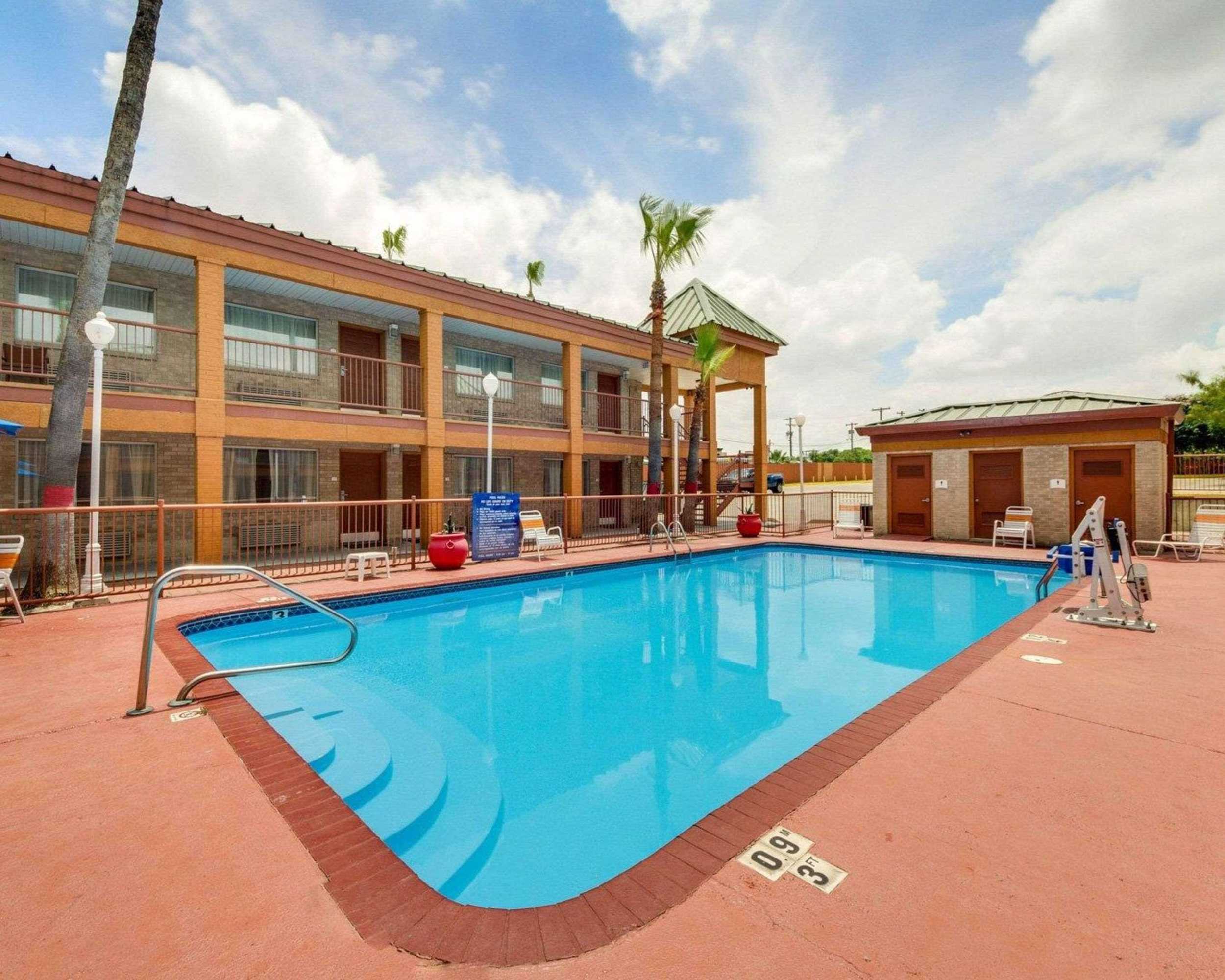 Gift card for Econo Lodge Inn & Suites Gift card for Econo Lodge Inn & Suites