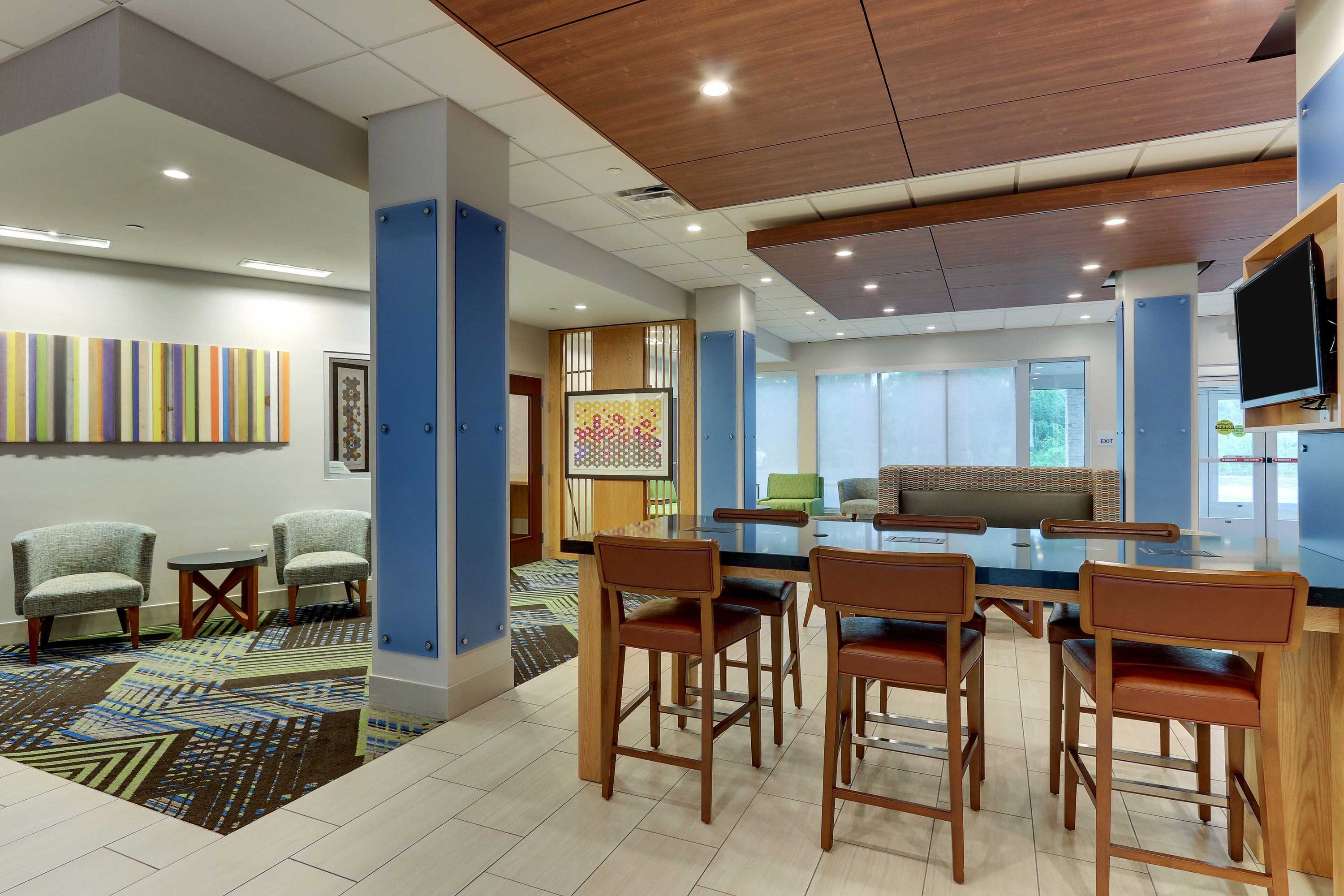 Gift card for Holiday Inn Express & Suites Saugerties - Hudson Valley by Ihg Gift card for Holiday Inn Express & Suites Saugerties - Hudson Valley by Ihg