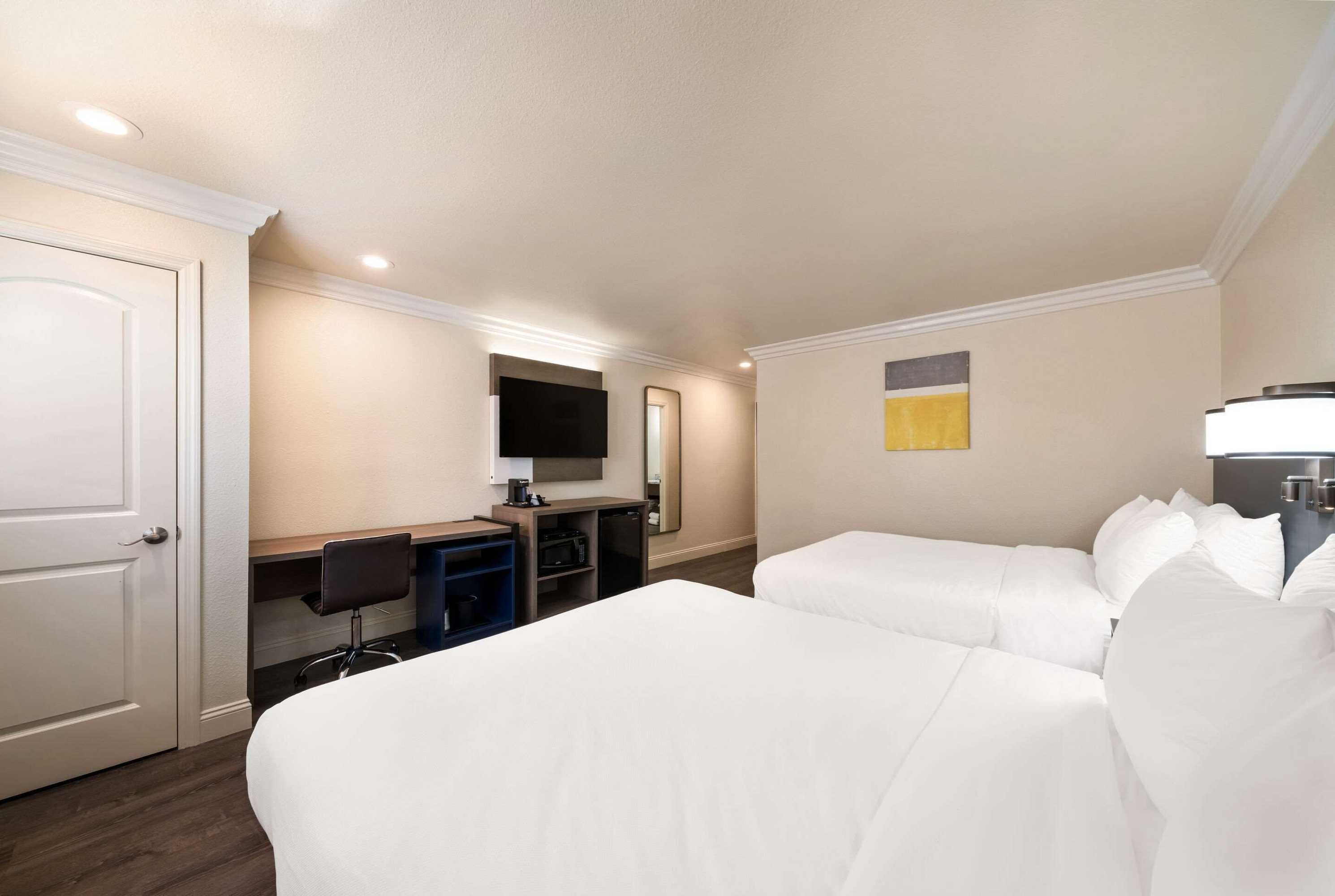 Gift card for Comfort Inn Gilroy Gift card for Comfort Inn Gilroy