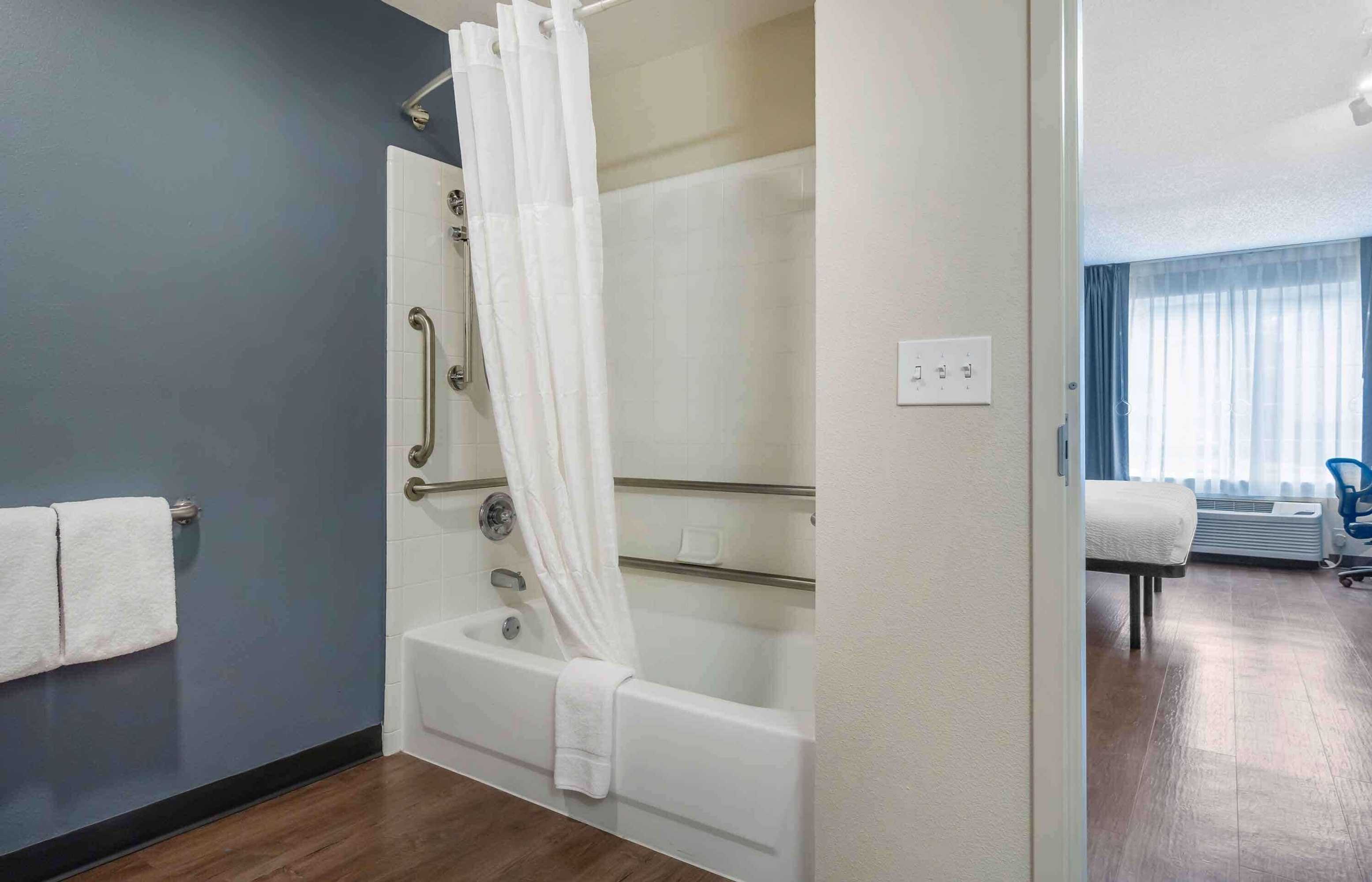 Gift card for Extended Stay America Suites Seattle Redmond Gift card for Extended Stay America Suites Seattle Redmond