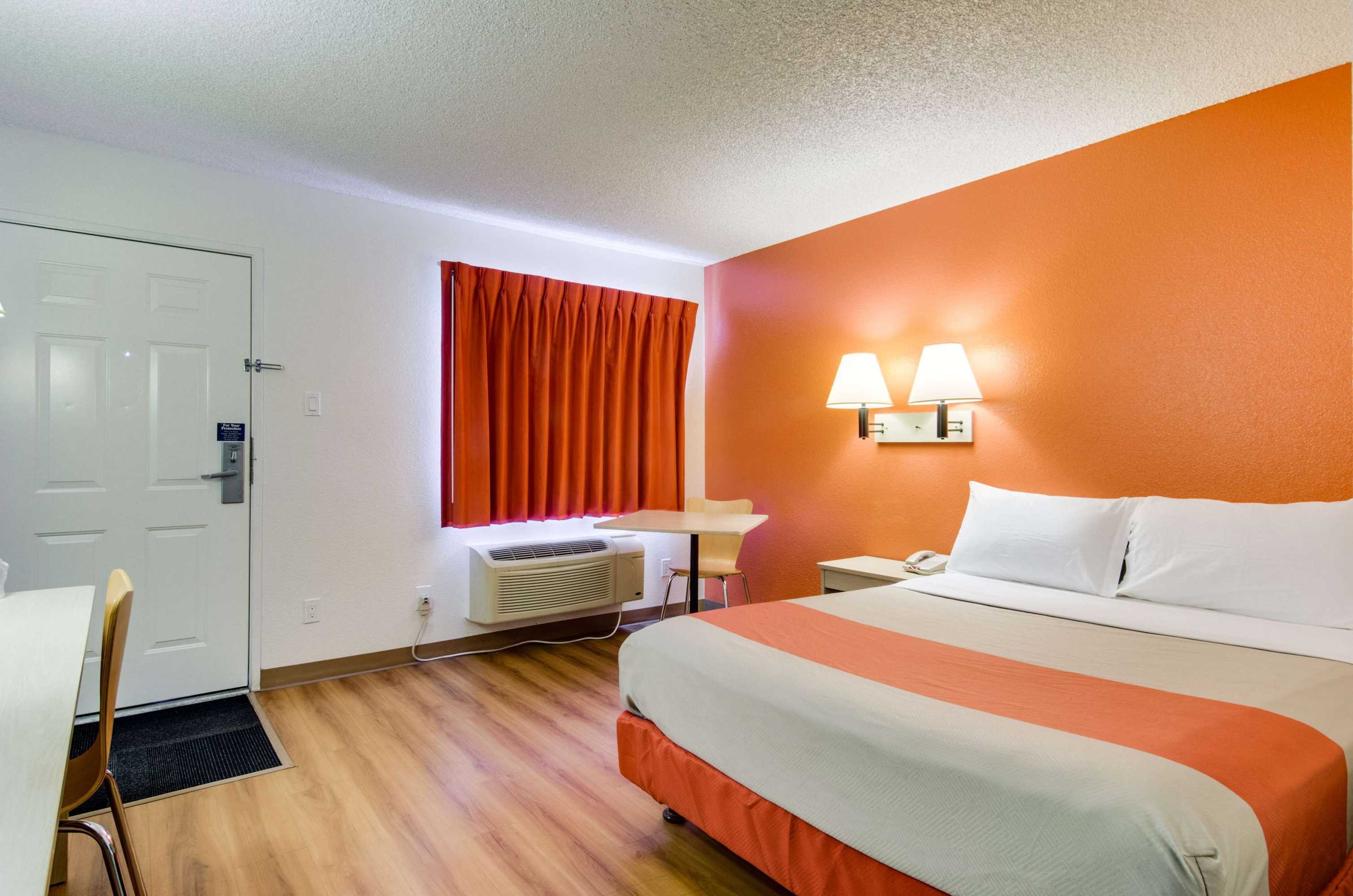 Gift card for Motel 6 Tacoma, WA - Fife