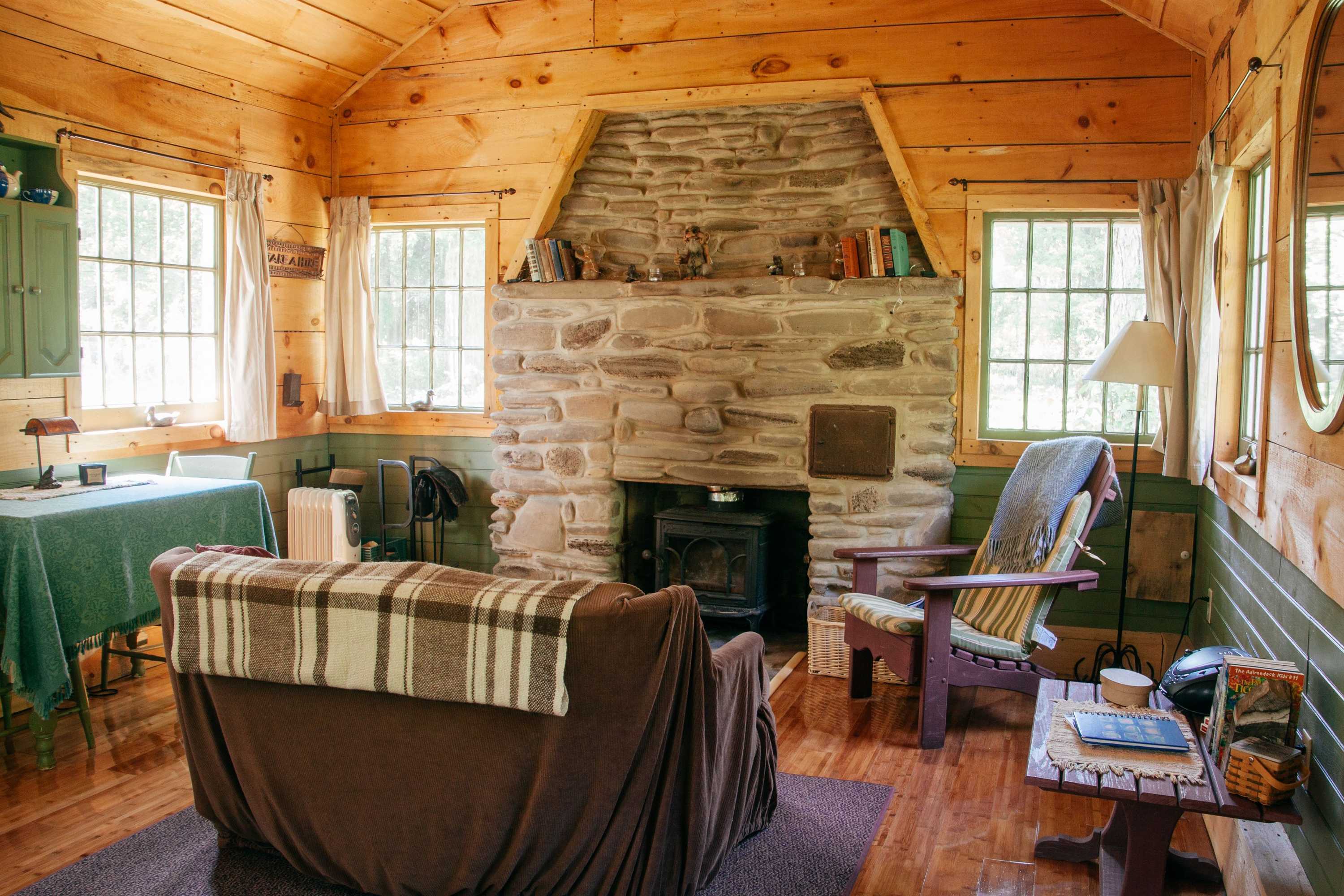 Gift card for Wellnesste Lodge And Cabin Rentals Gift card for Wellnesste Lodge And Cabin Rentals