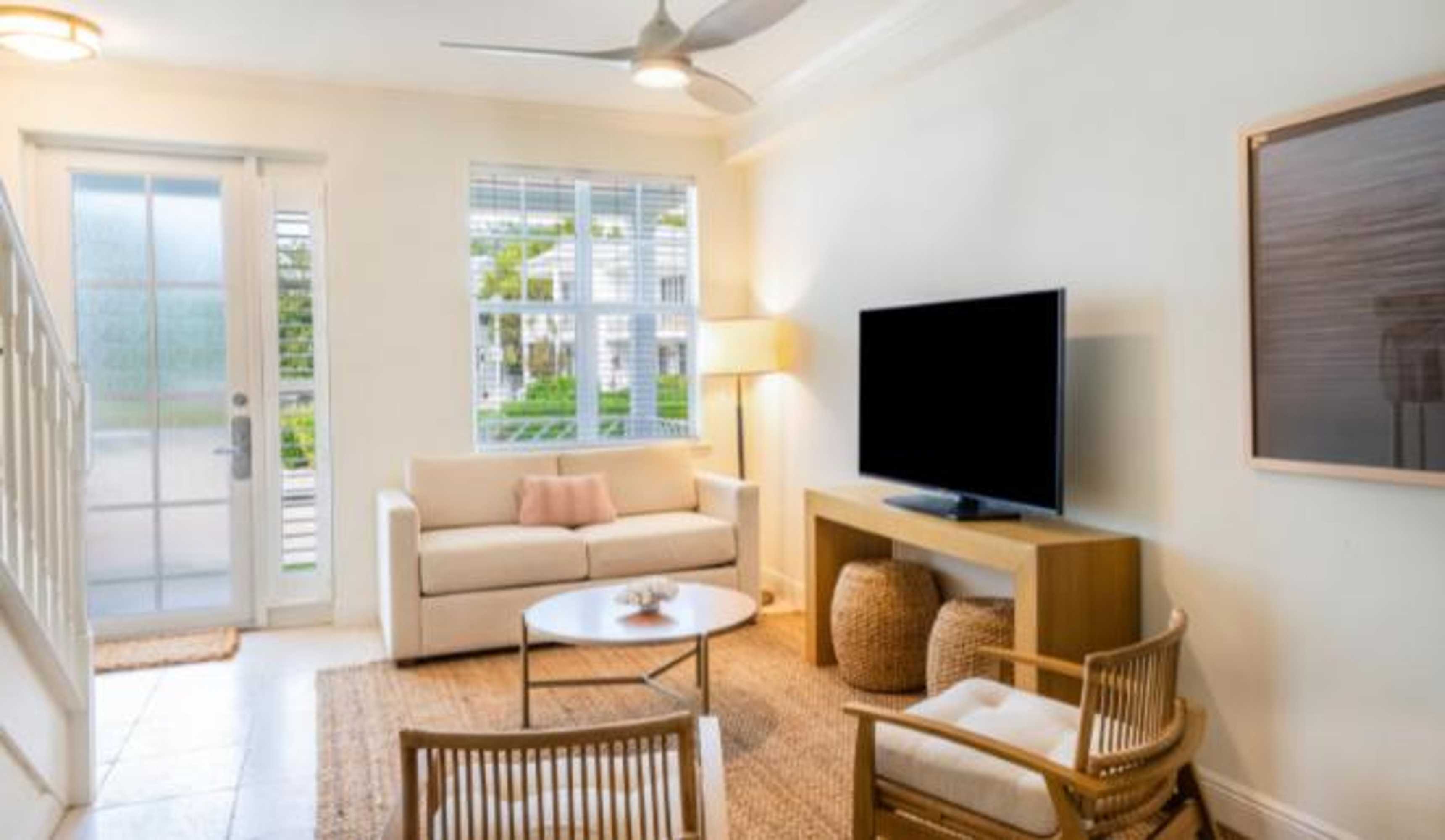 Gift card for Islander Bayside Villas And Boatslips Gift card for Islander Bayside Villas And Boatslips