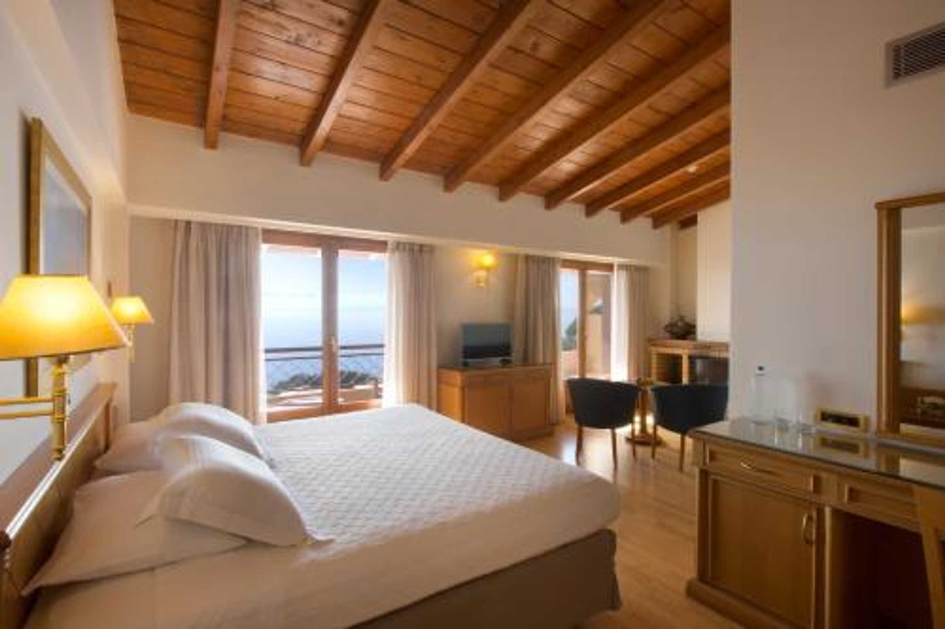 Gift card for Negroponte Resort Eretria Gift card for Negroponte Resort Eretria