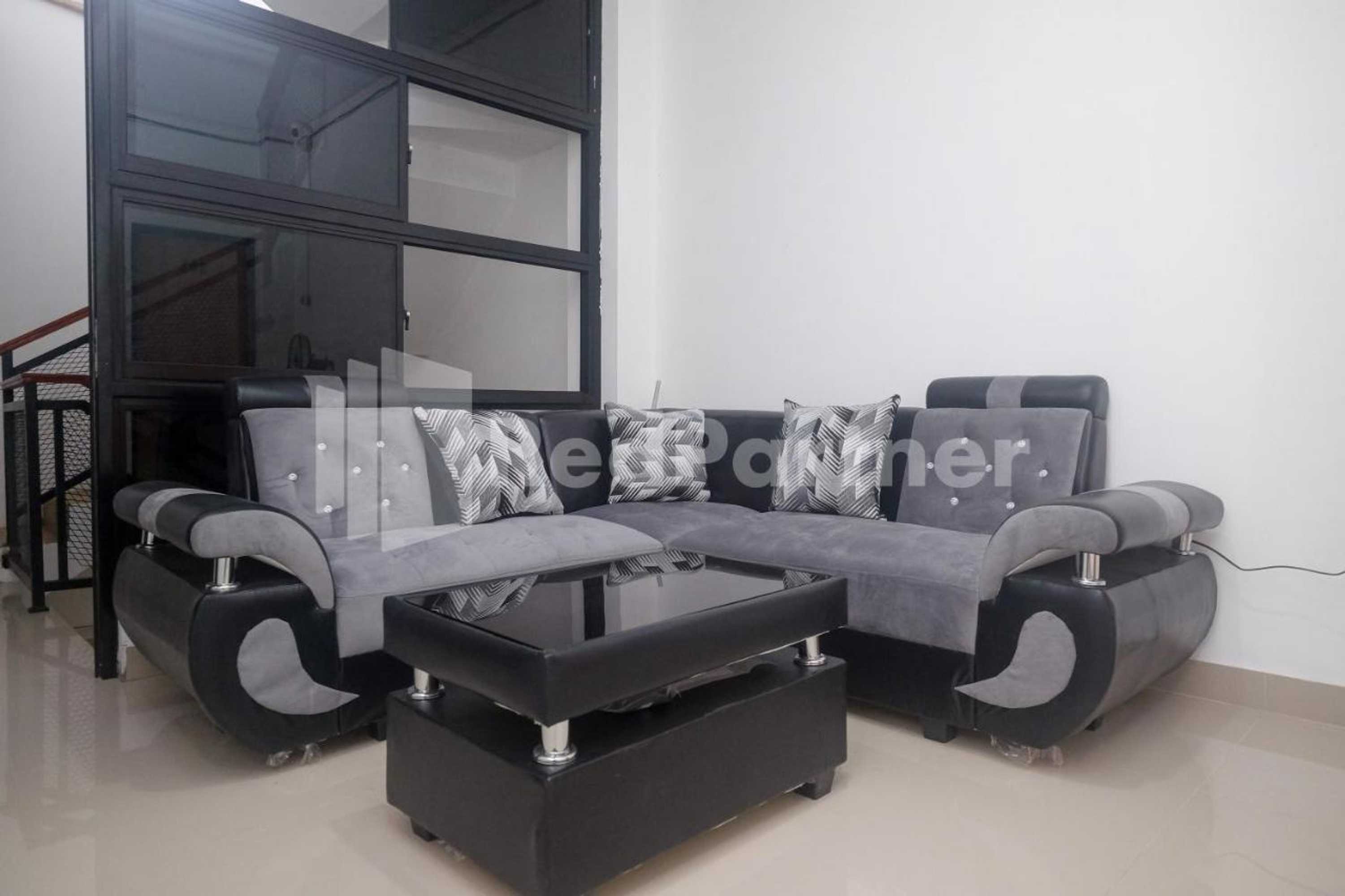 Gift card for River House Mitra Reddoorz Gift card for River House Mitra Reddoorz