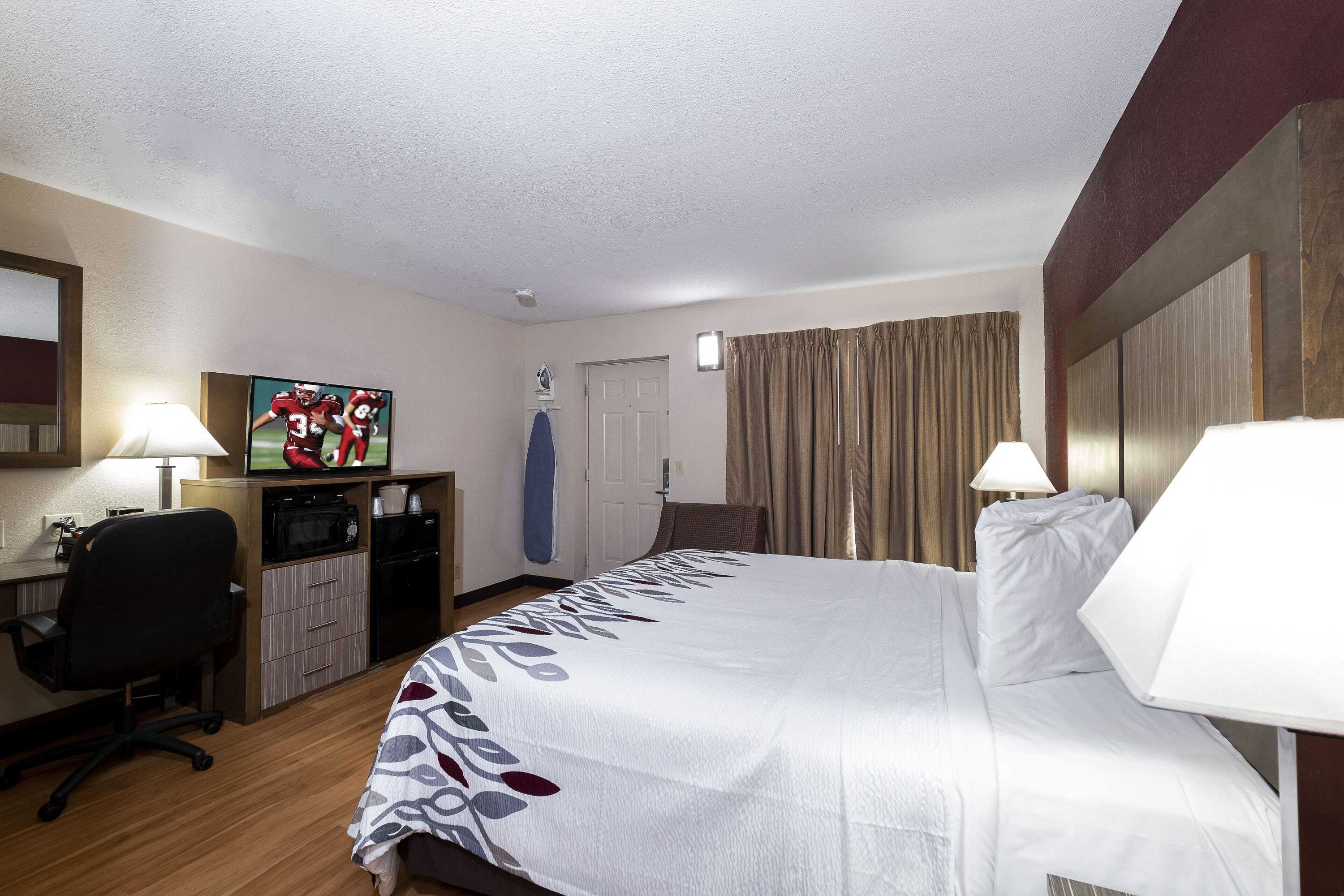 Gift card for Red Roof Inn Neptune - Jersey Shore Gift card for Red Roof Inn Neptune - Jersey Shore