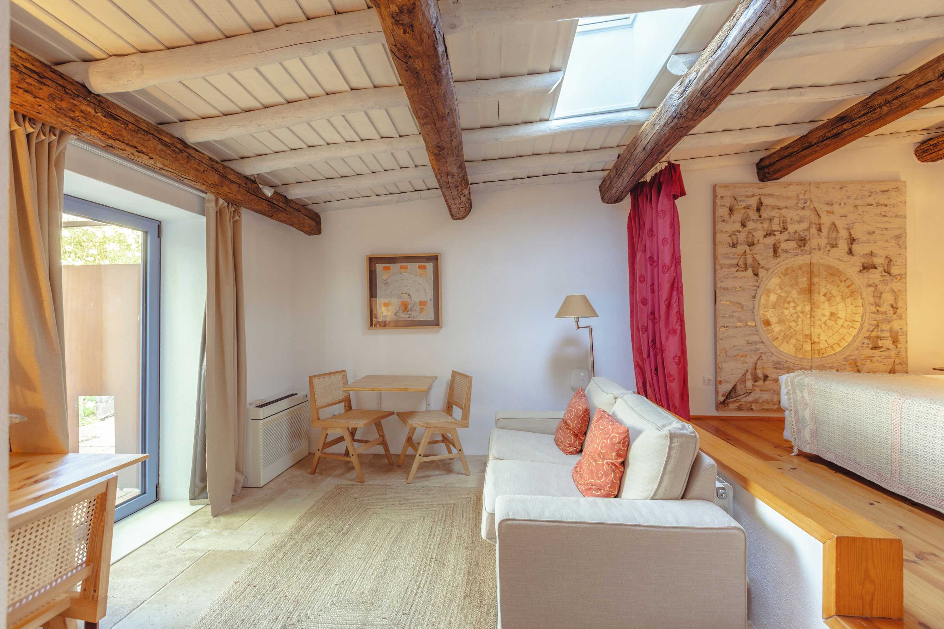 Gift card for Quinta do Barrieiro - Art Selection by Maria Leal da Costa