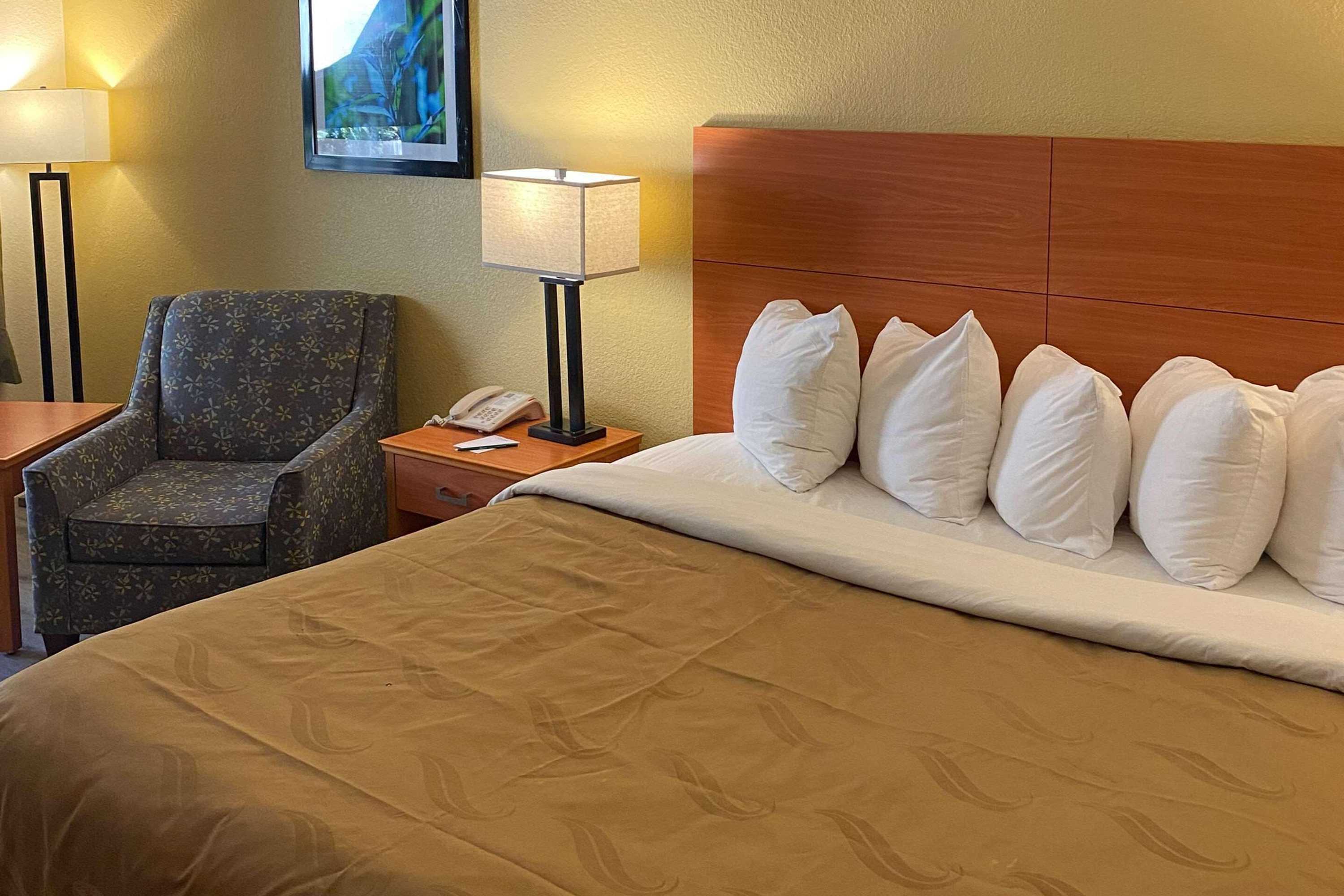 Gift card for Quality Inn Near Manatee Springs State Park Gift card for Quality Inn Near Manatee Springs State Park