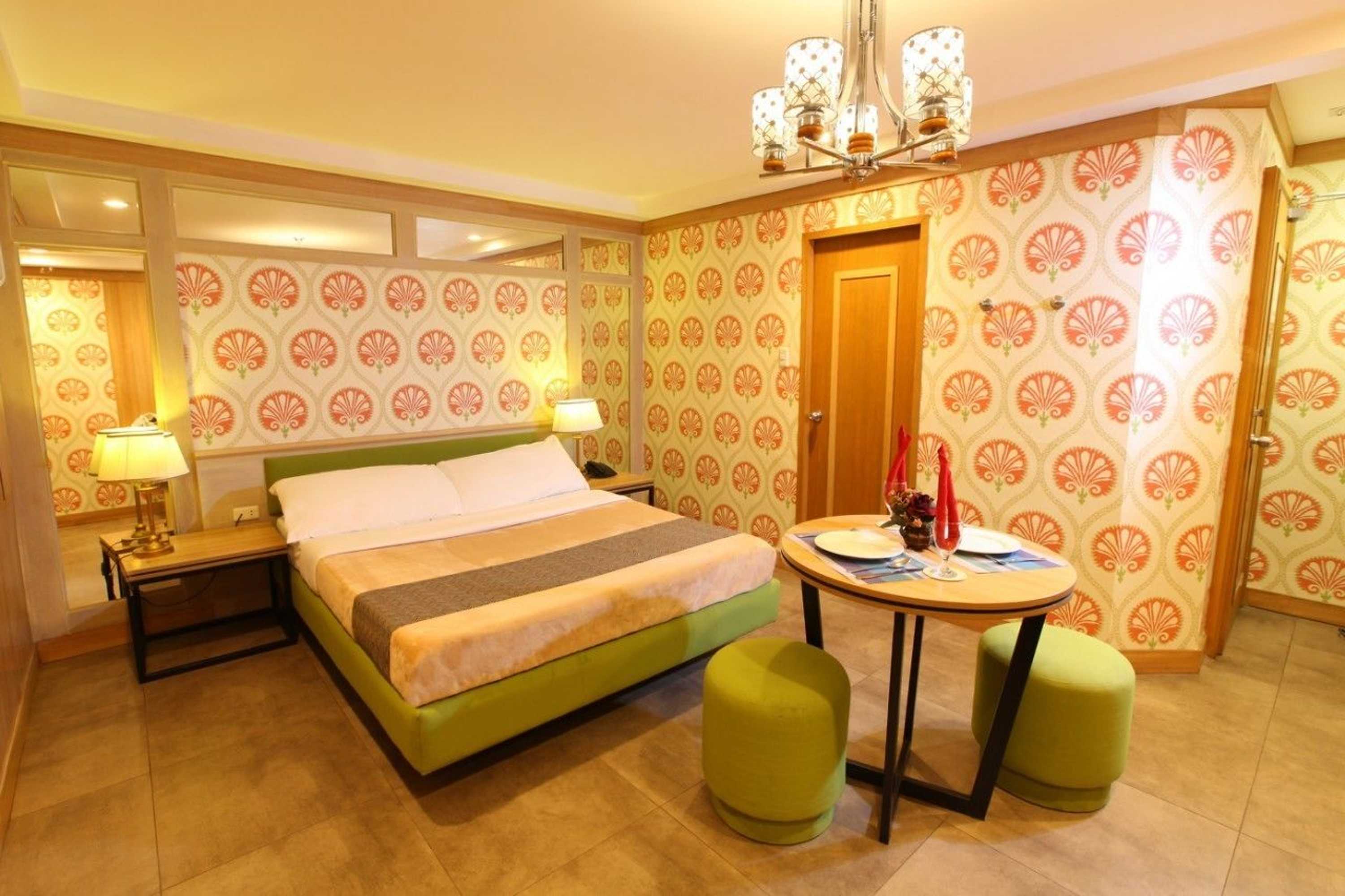 Gift card for Victoria Court Hillcrest - Pasig Gift card for Victoria Court Hillcrest - Pasig