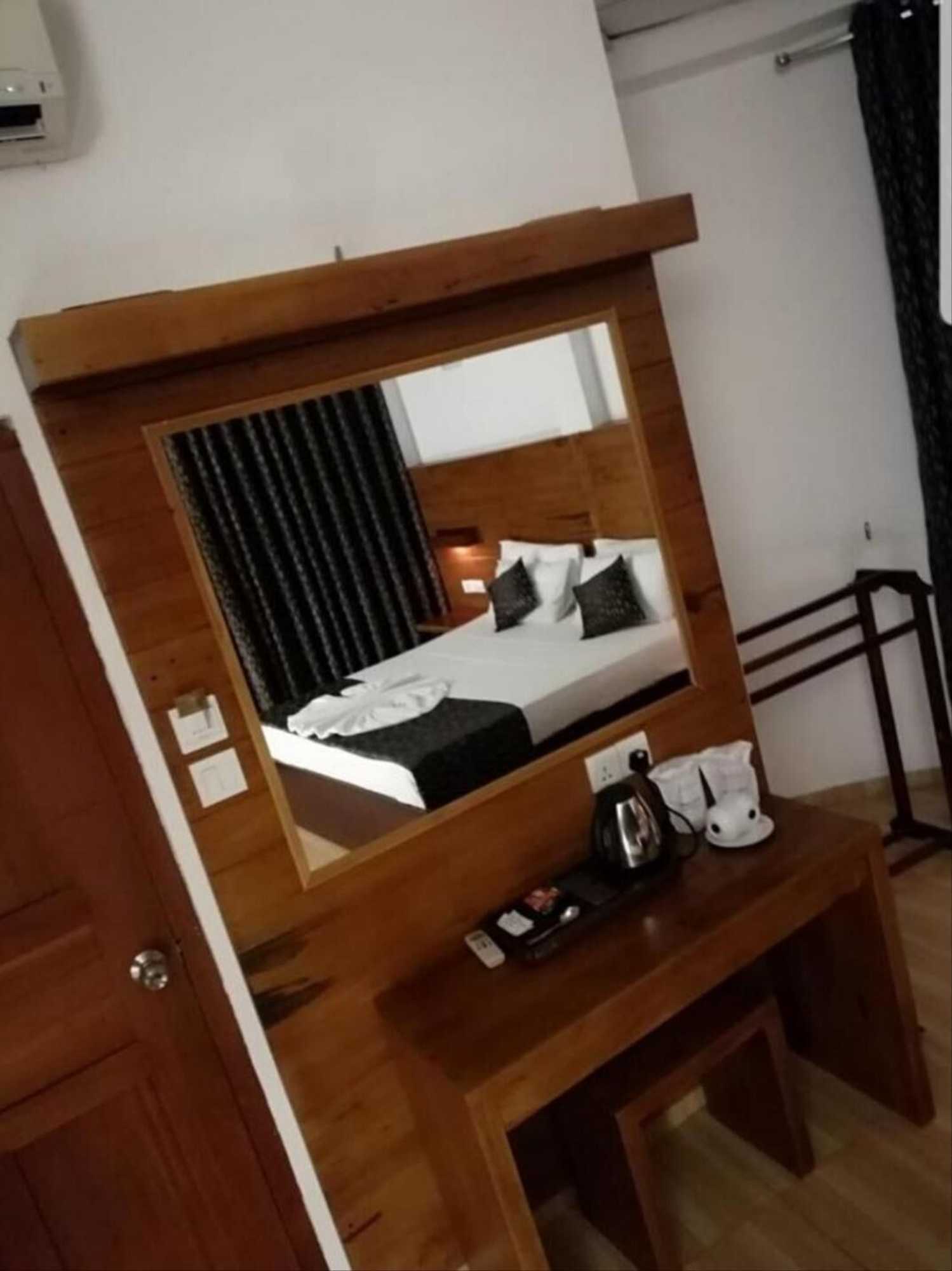 Gift card for Kandyan View Holiday Bungalow ''free Pickup From Kandy City'' Gift card for Kandyan View Holiday Bungalow ''free Pickup From Kandy City''