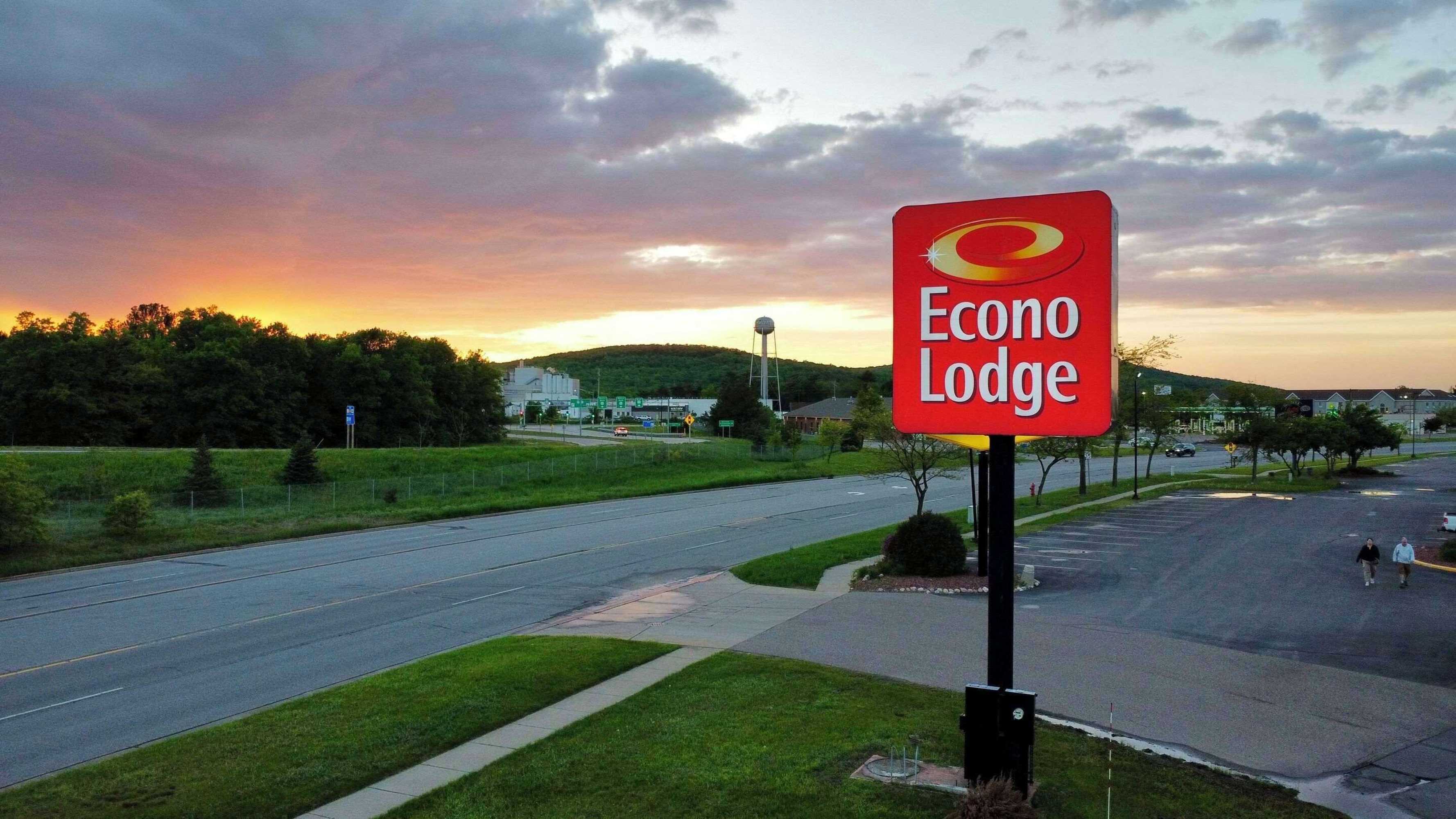 Gift card for Econo Lodge Wausau - Rothschild Gift card for Econo Lodge Wausau - Rothschild