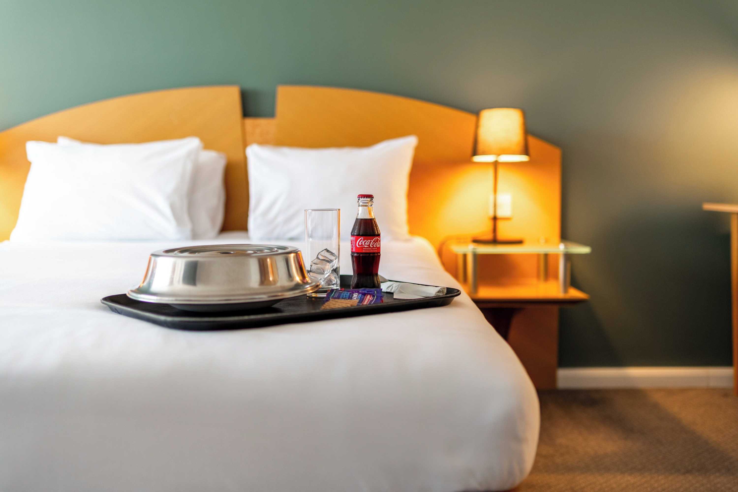 Gift card for Holiday Inn Ashford North A20 by Ihg Gift card for Holiday Inn Ashford North A20 by Ihg